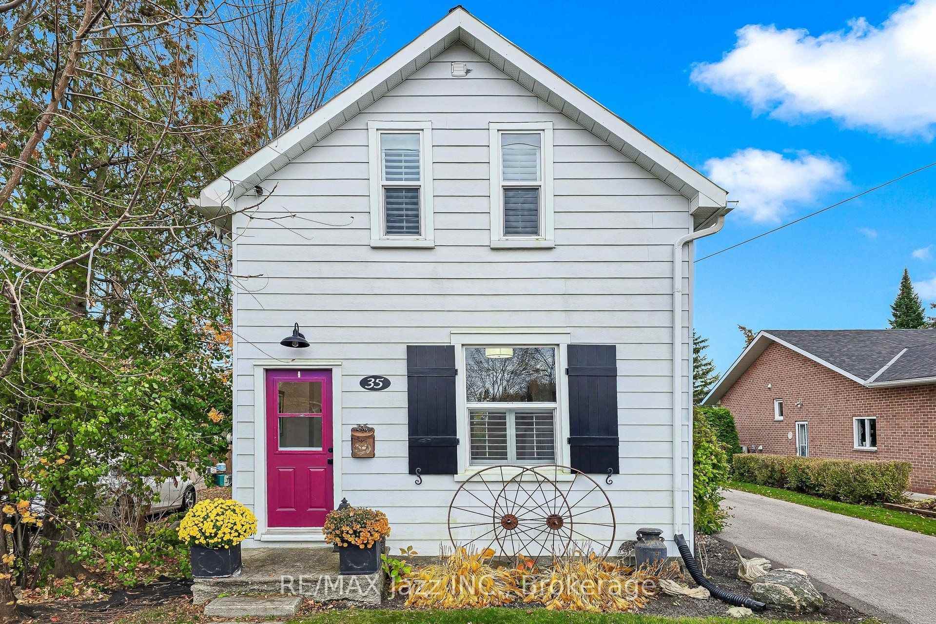 35 Jones Street, Brock, ON L0C 1H0