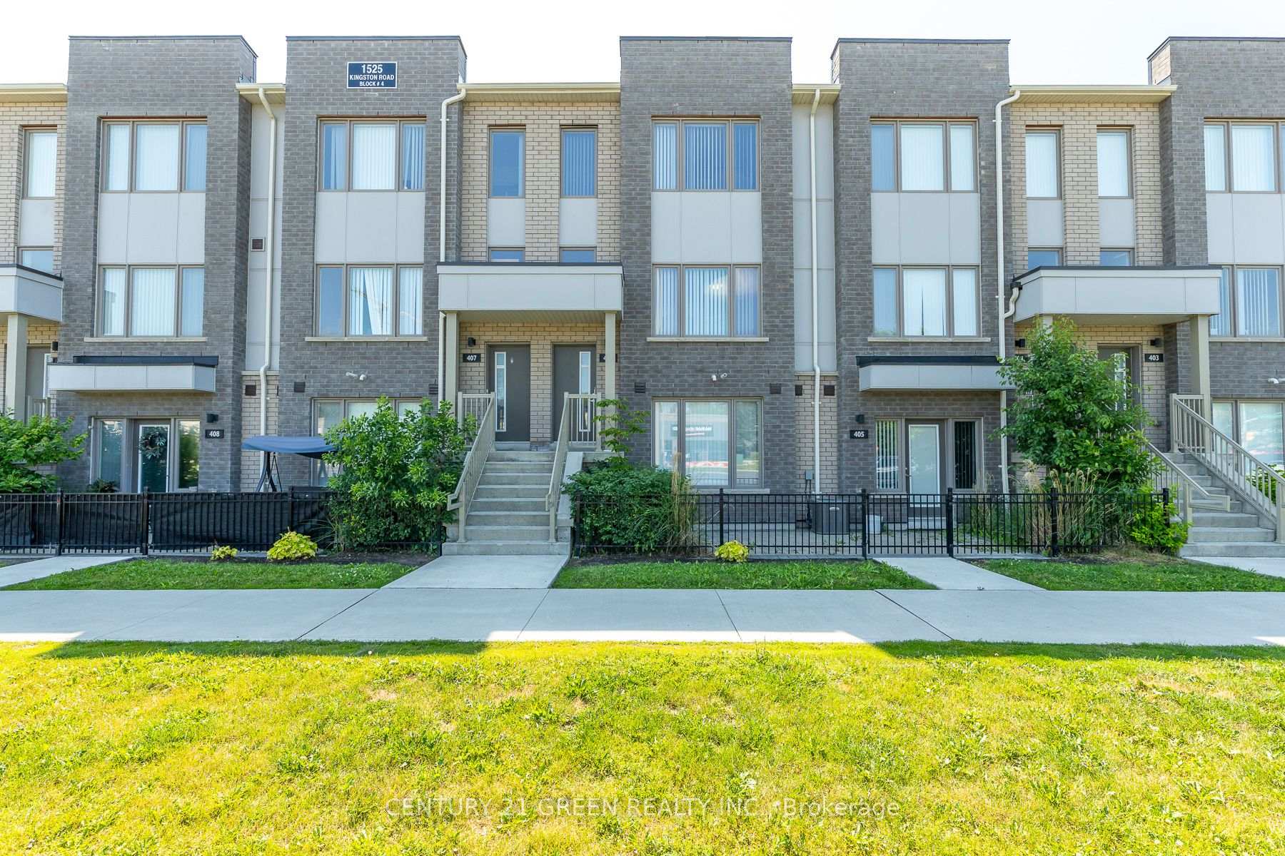 1525 Kingston Road 406, Pickering, ON L1V 0E9