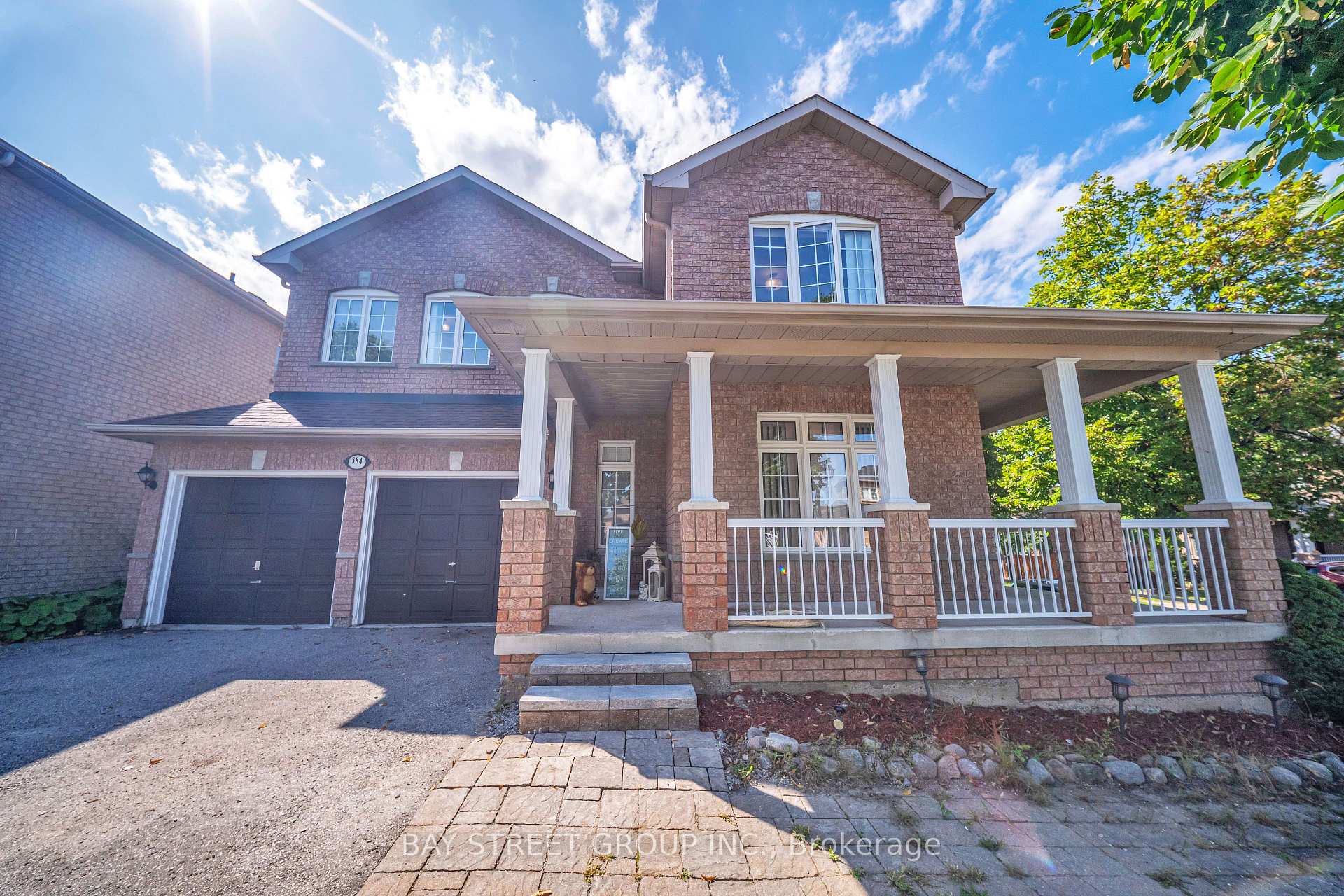384 Spruce Grove Crescent, Newmarket, ON L3X 2X3