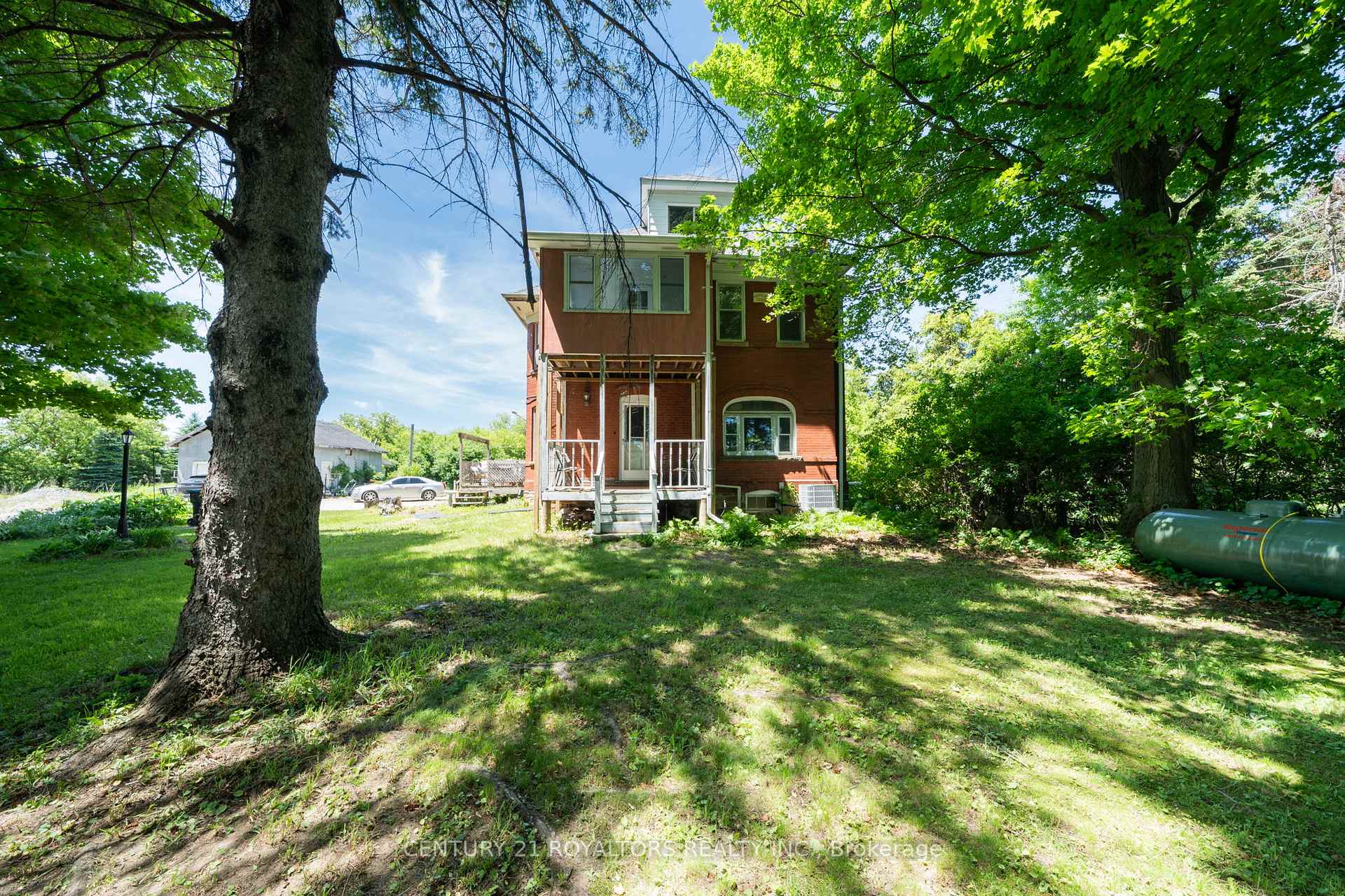 5112 King Street, Caledon, ON L7C 0R8