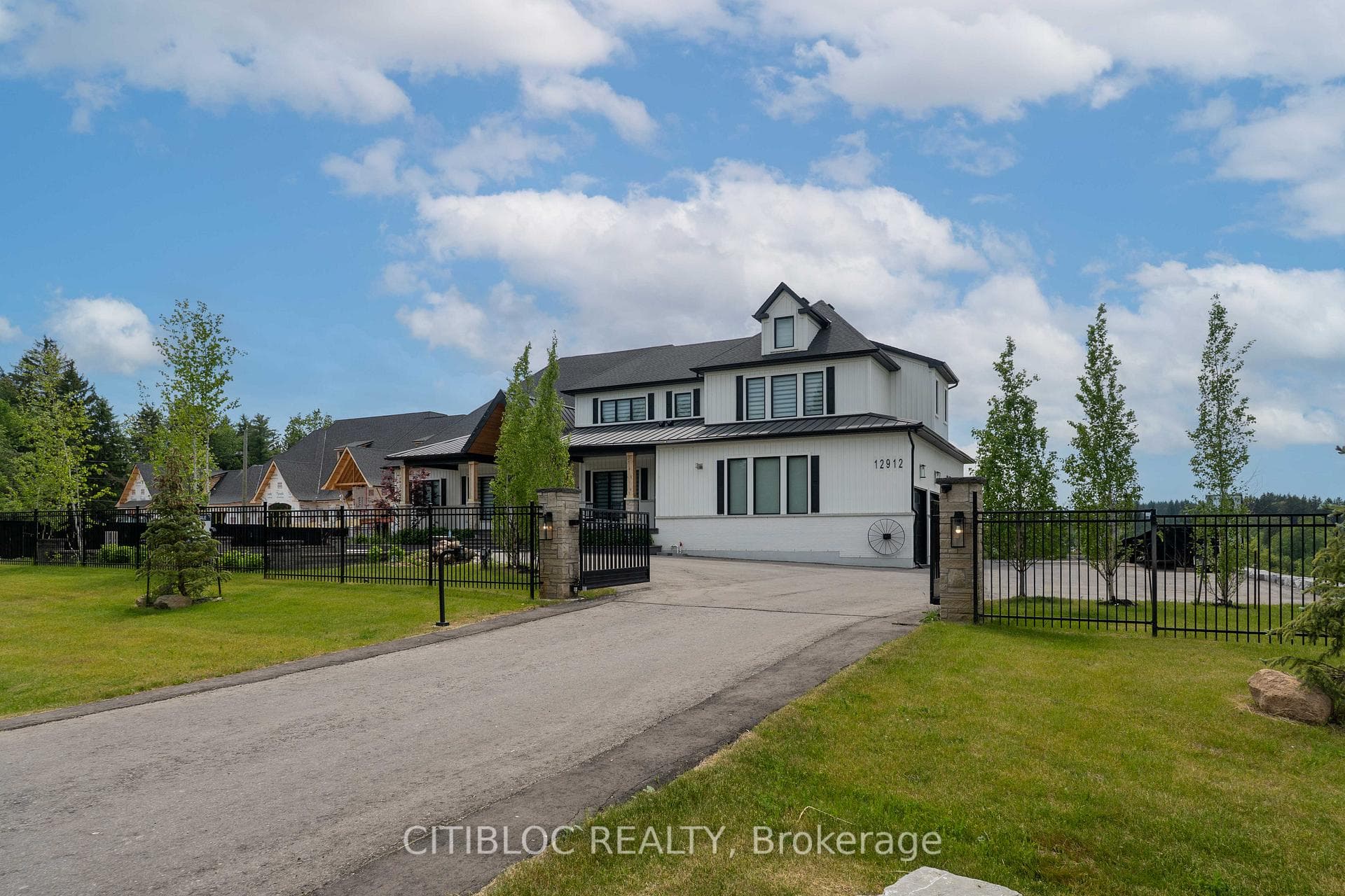 12912 Weston Road, King, ON L7B 1K4