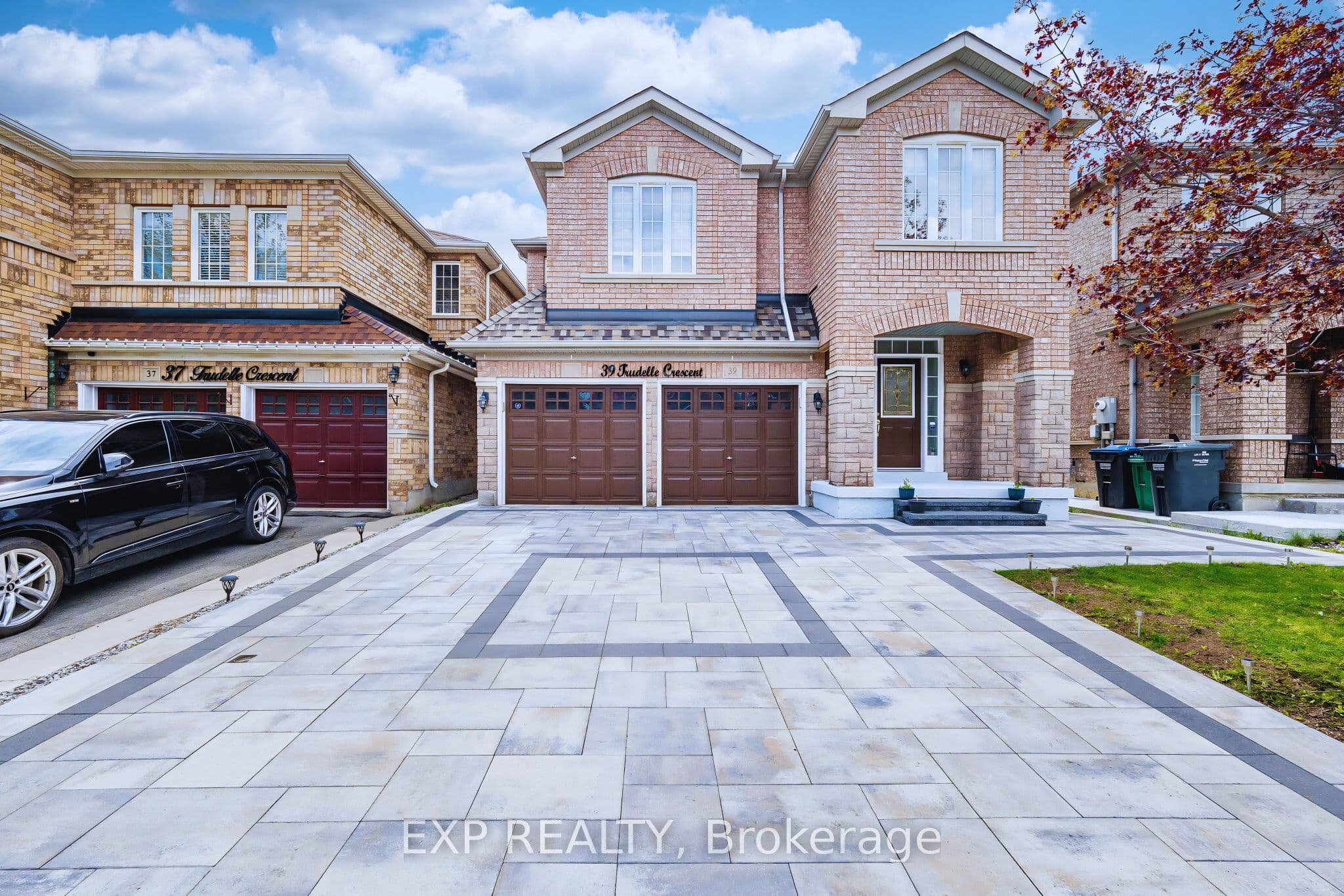 39 Trudelle Crescent, Brampton - Detached