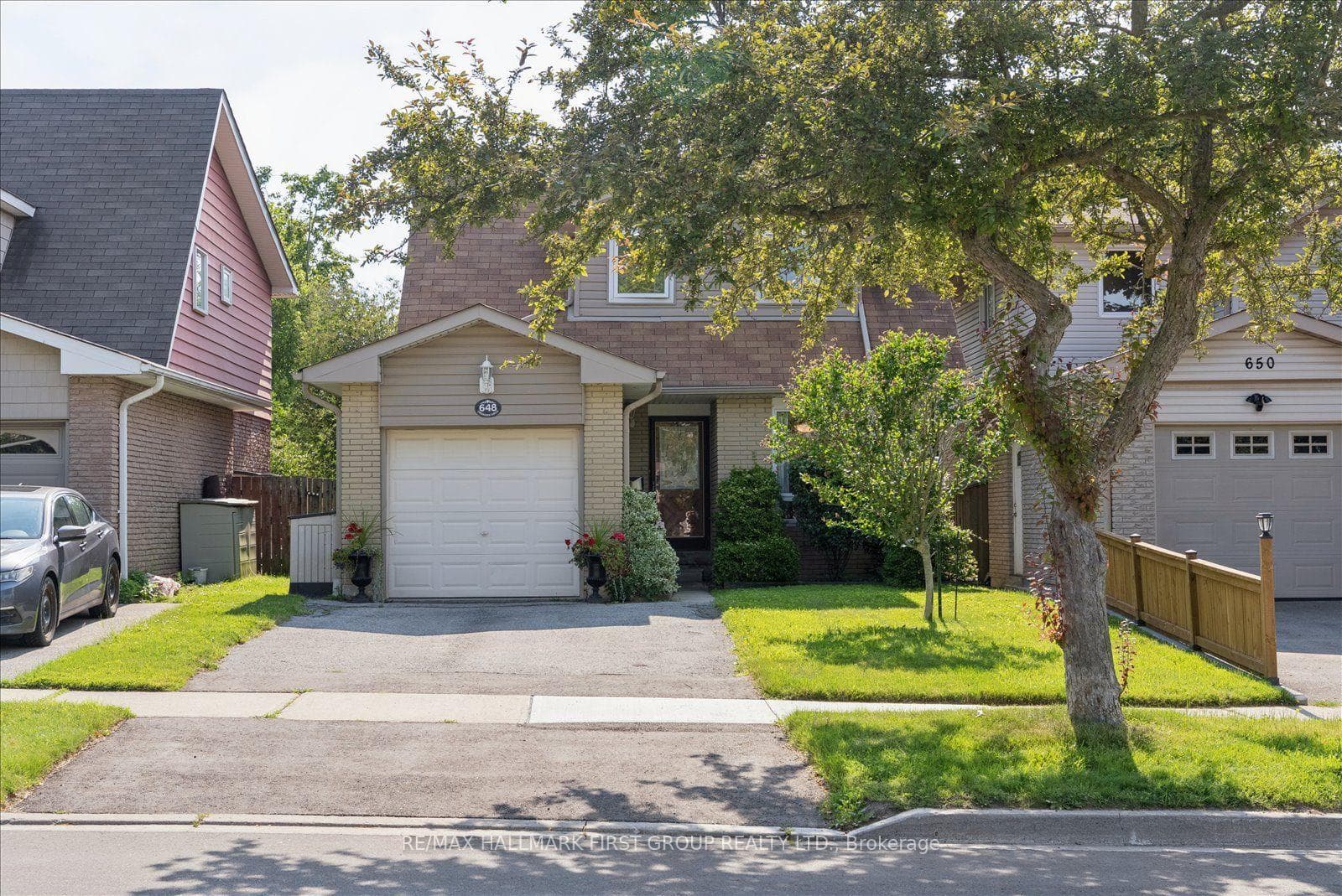 648 Creekview Circle, Pickering, ON L1W 2Z7