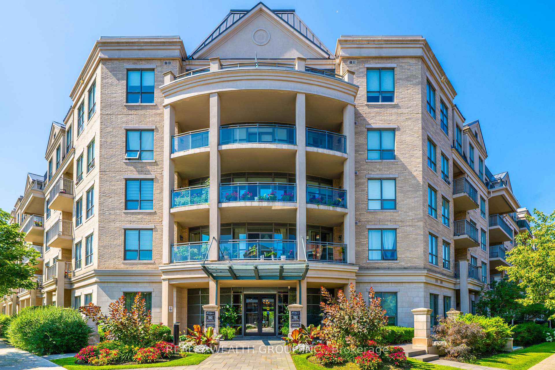 180 John West Way 108, Aurora, ON L4G 0R3