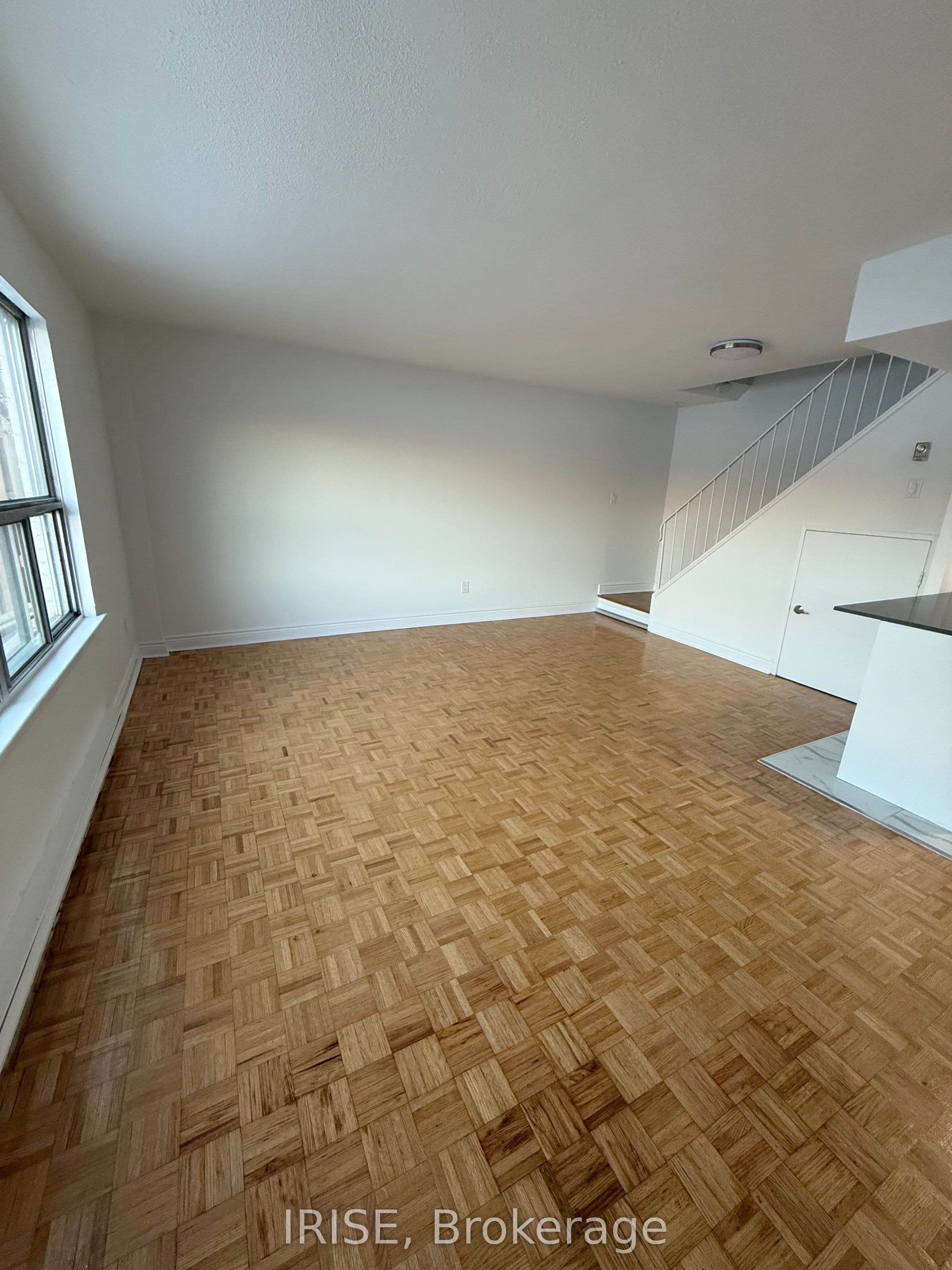 7555 Goreway Drive, Mississauga, ON, Malton