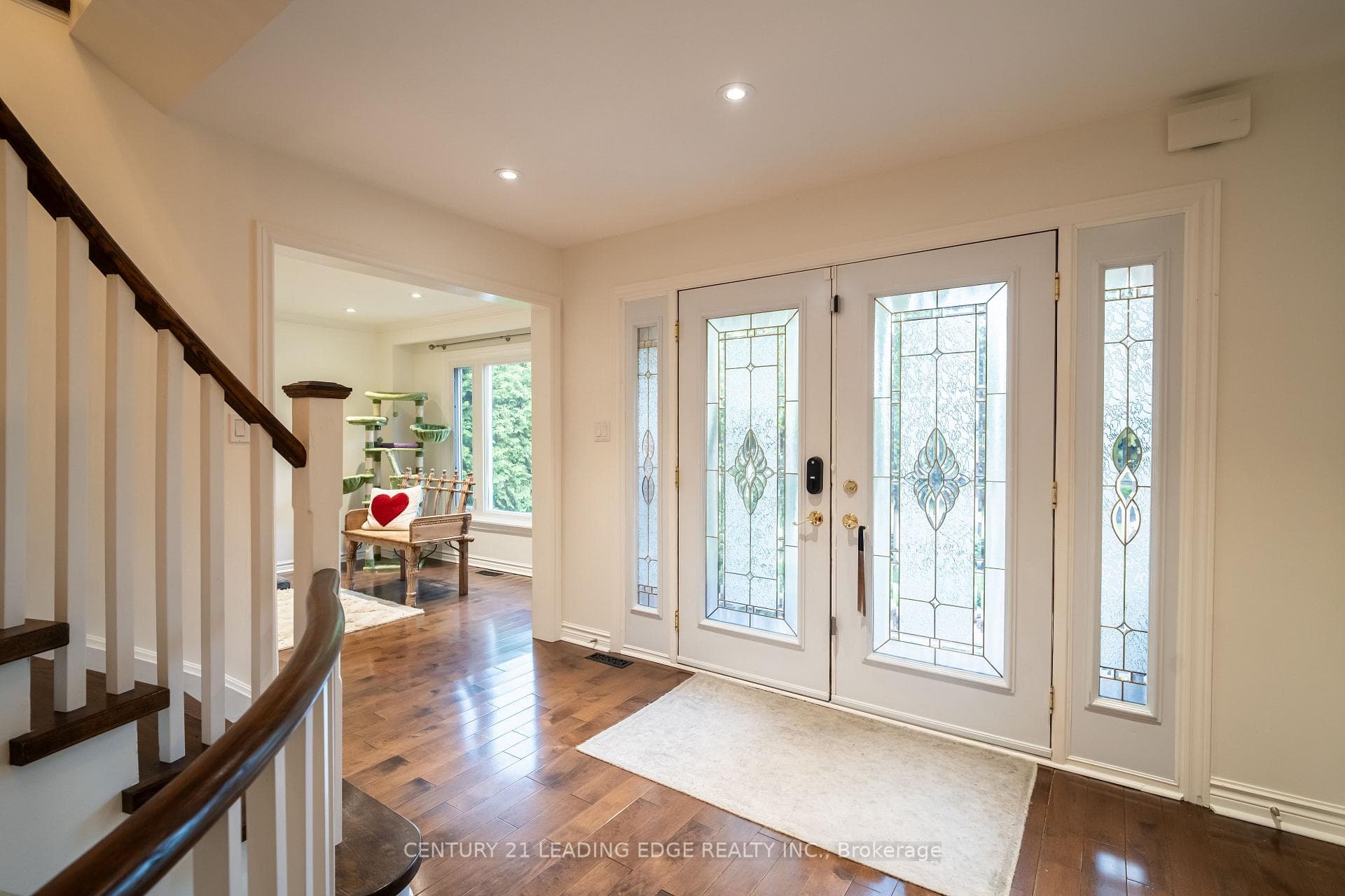 53 McClenny Drive, Aurora, ON L4G 5P5