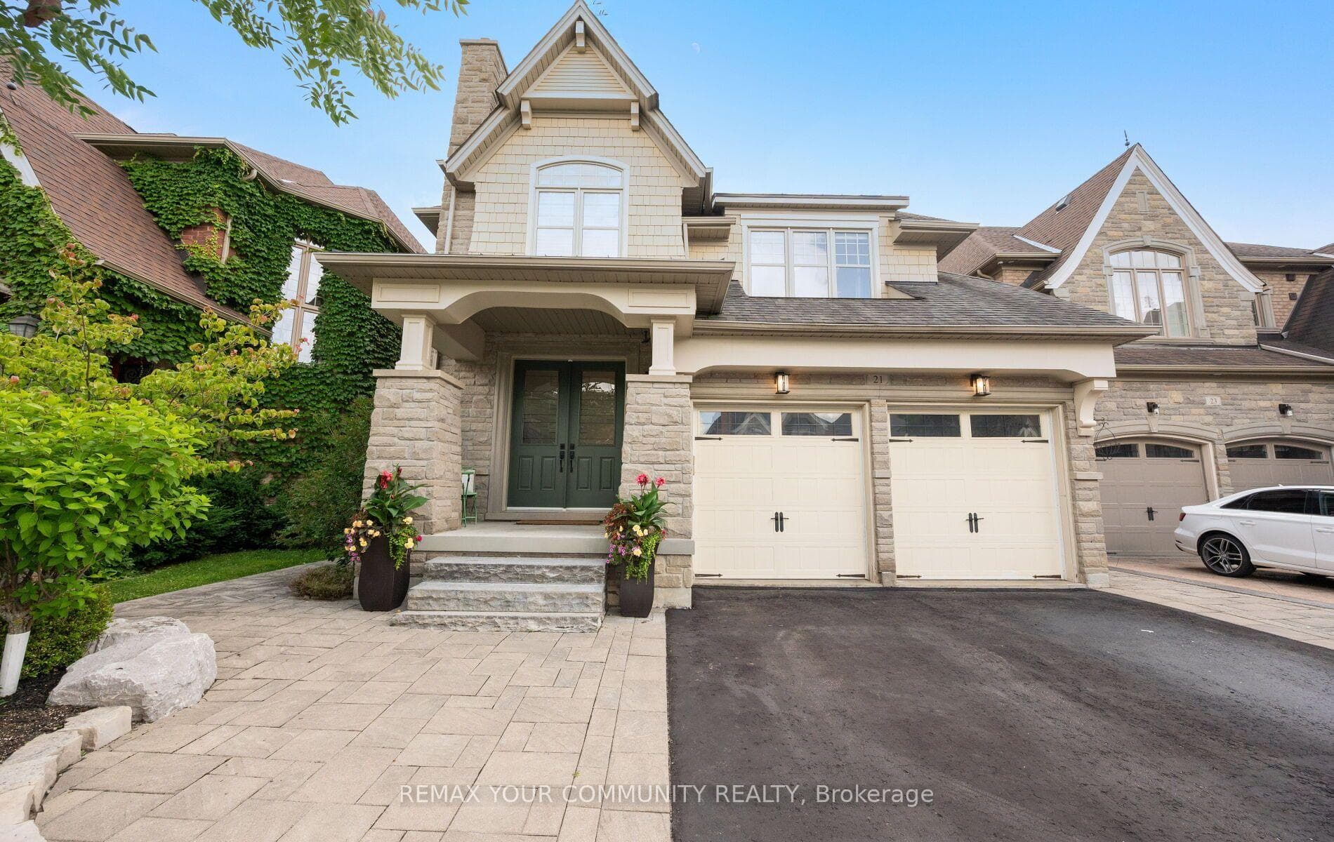 21 Lilly Valley Crescent S, King, ON L7B 0B5