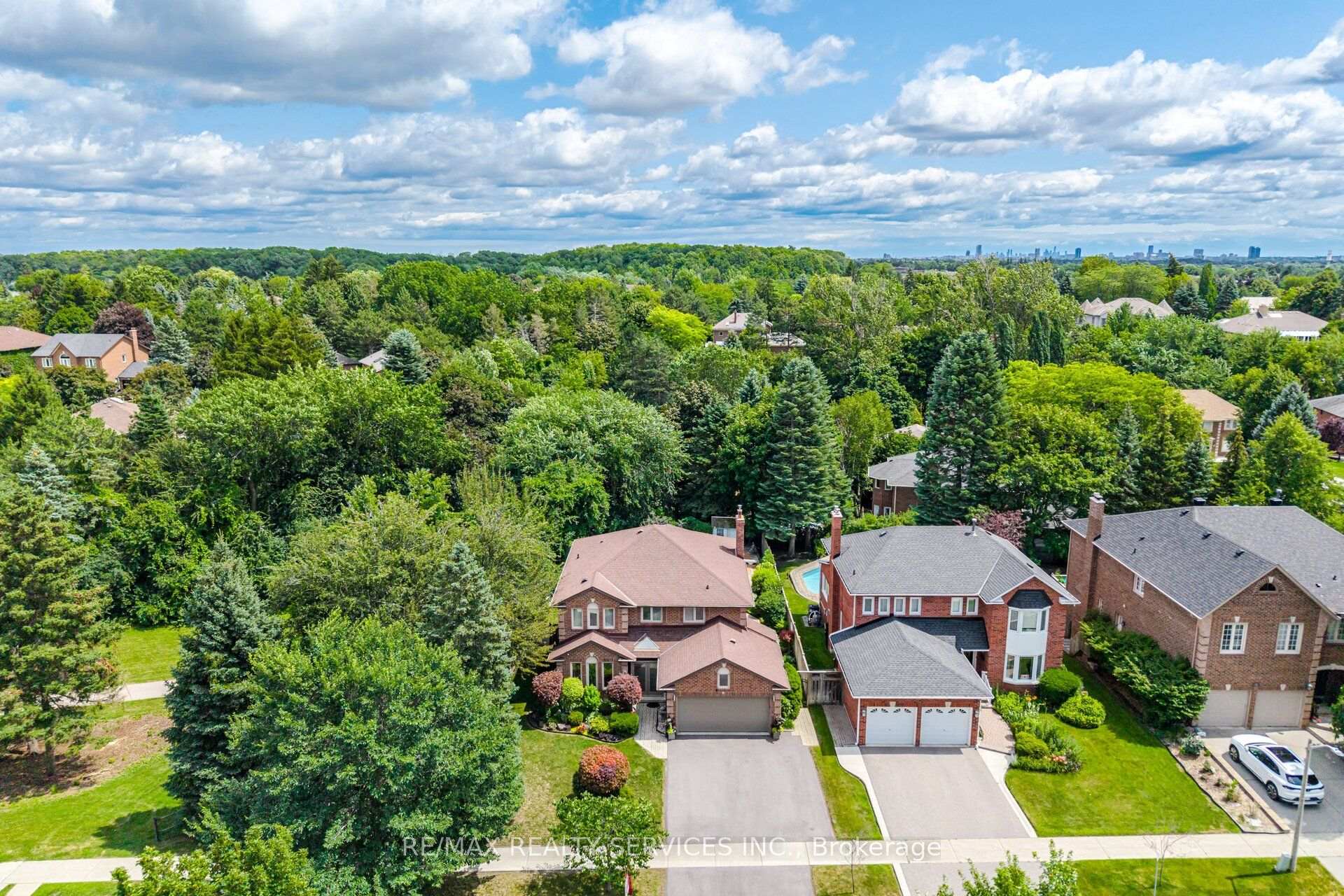 29 Christie Drive, Brampton, ON L6Z 3J5