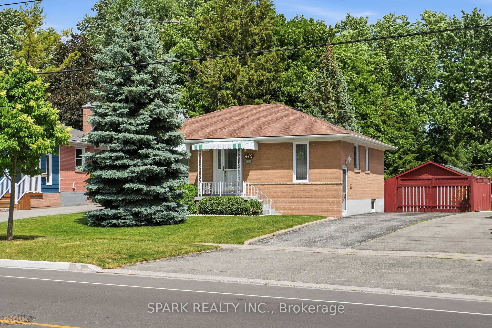 416 Delrex Boulevard, Halton Hills, ON L7G 4H9