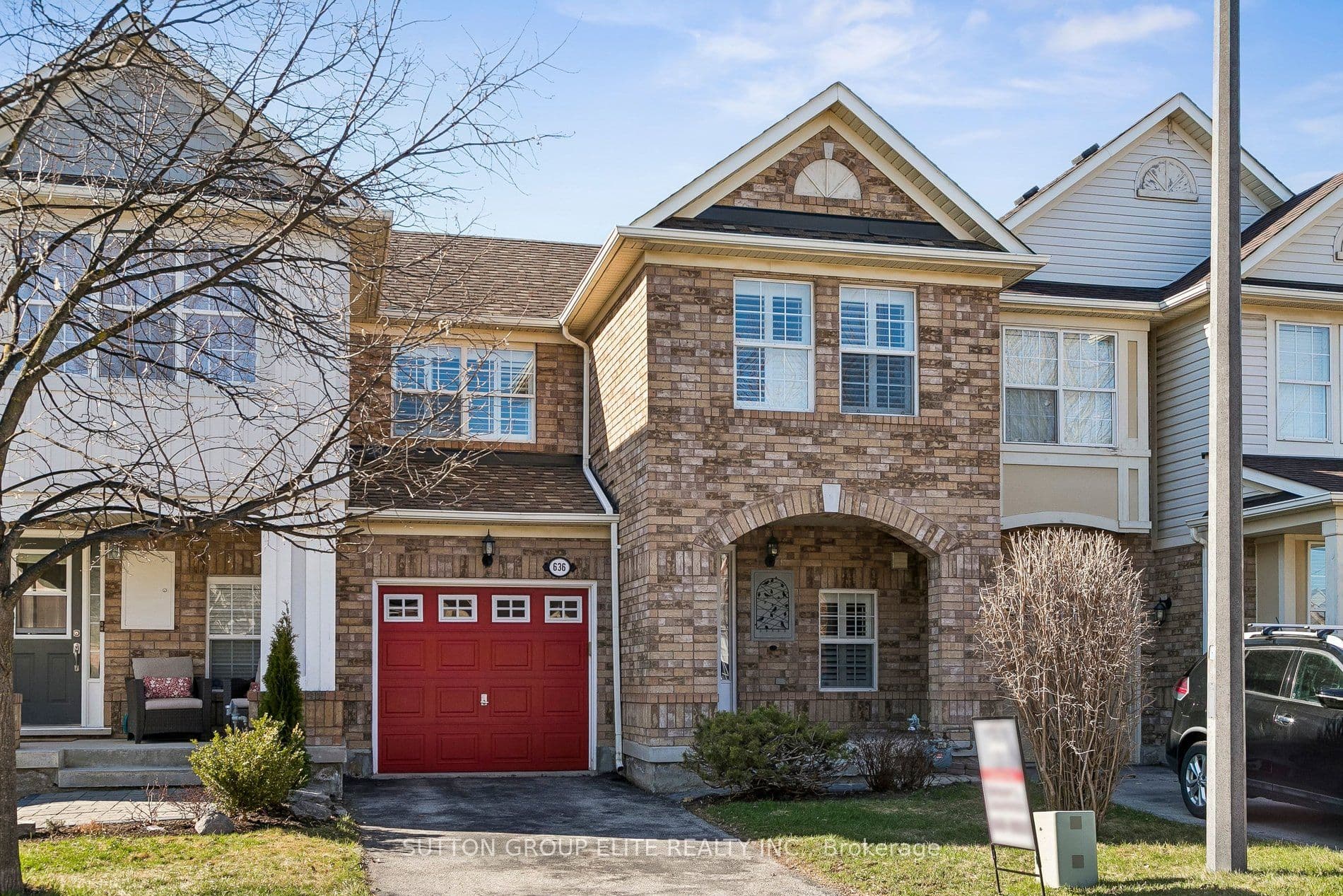 636 Porter Way, Milton - Att/Row/Townhouse