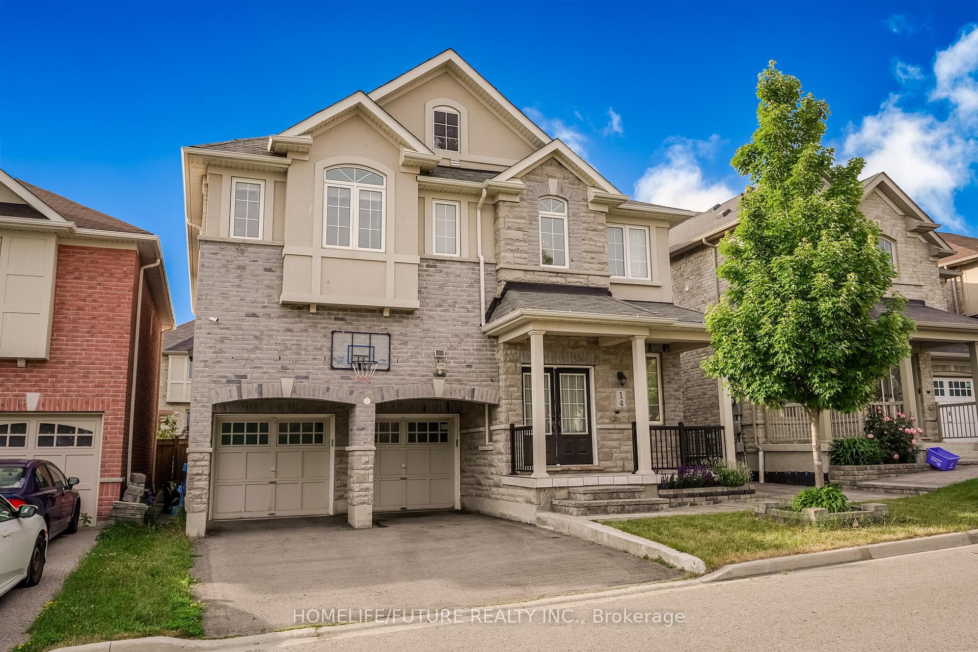 14 Mosely Crescent, Ajax, ON L1Z 0M9