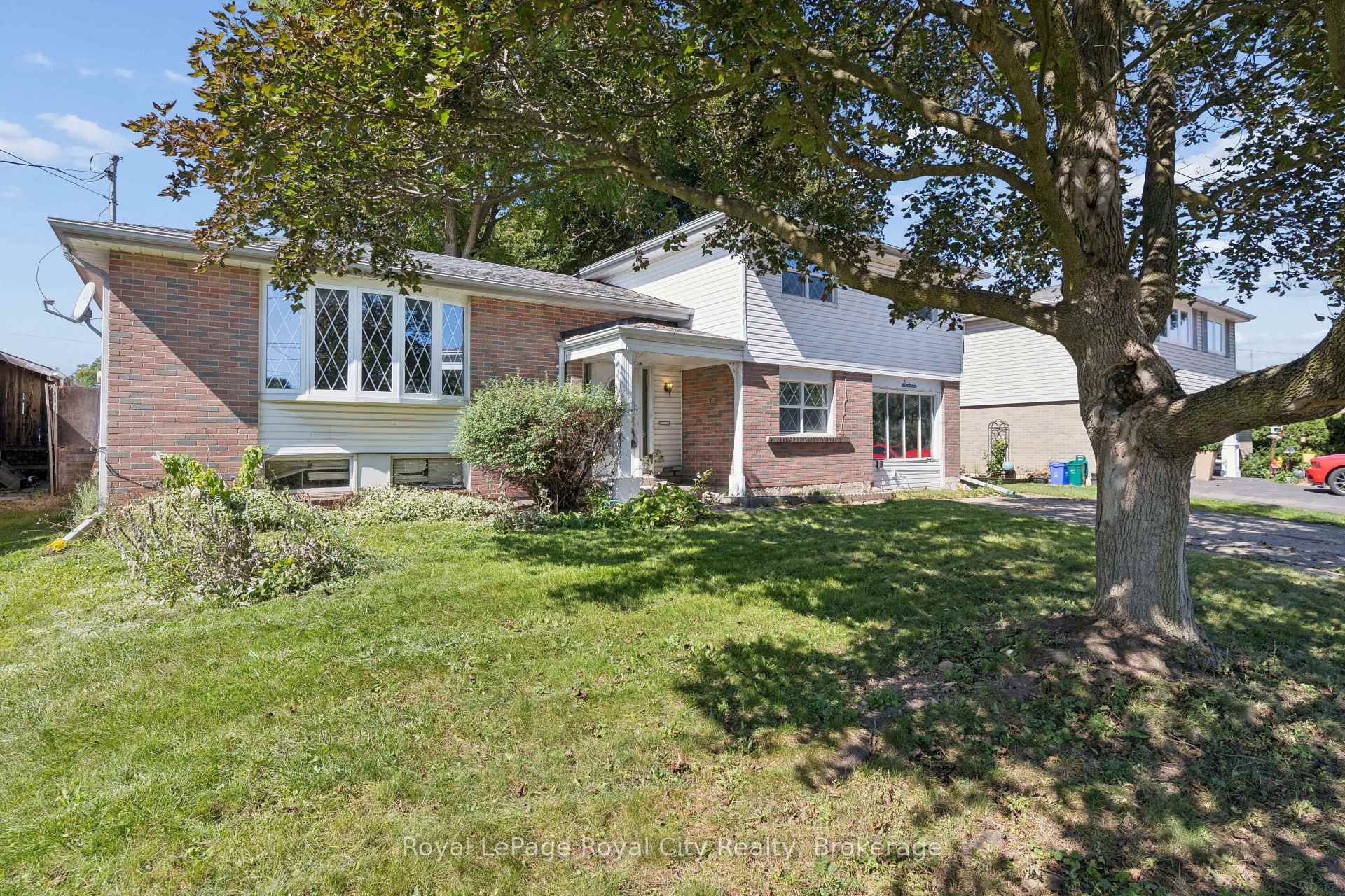 16 Heather Court, Halton Hills, ON L7G 2R6