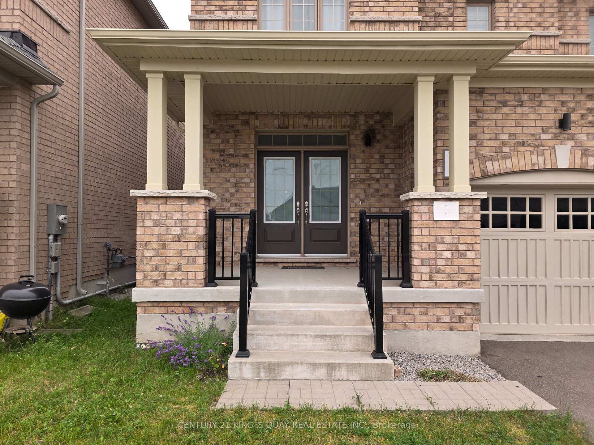 37 Pietrowski Drive, Georgina, ON L4P 0K2
