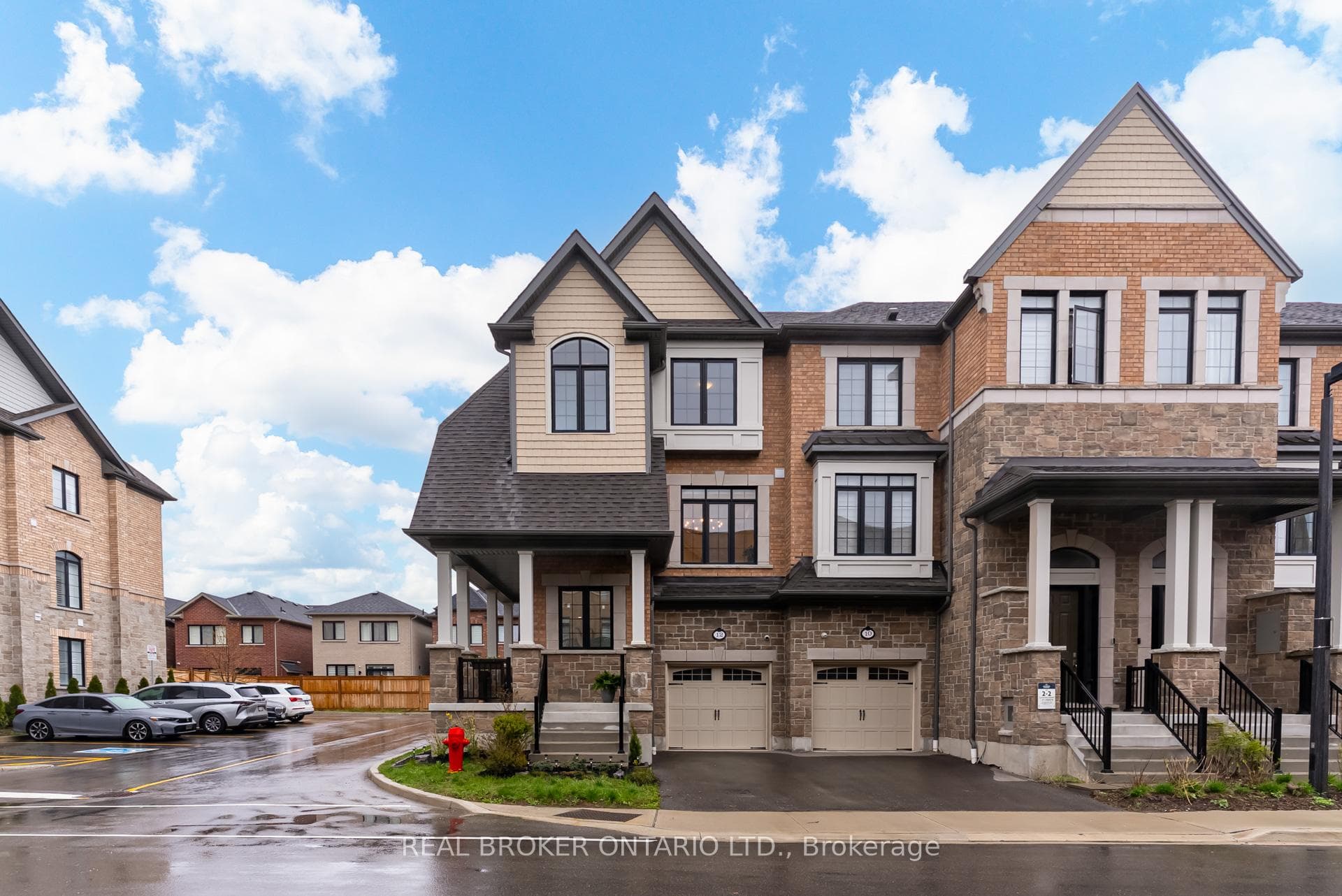 12 Icemaker Way, Whitby, ON L1P 0L5