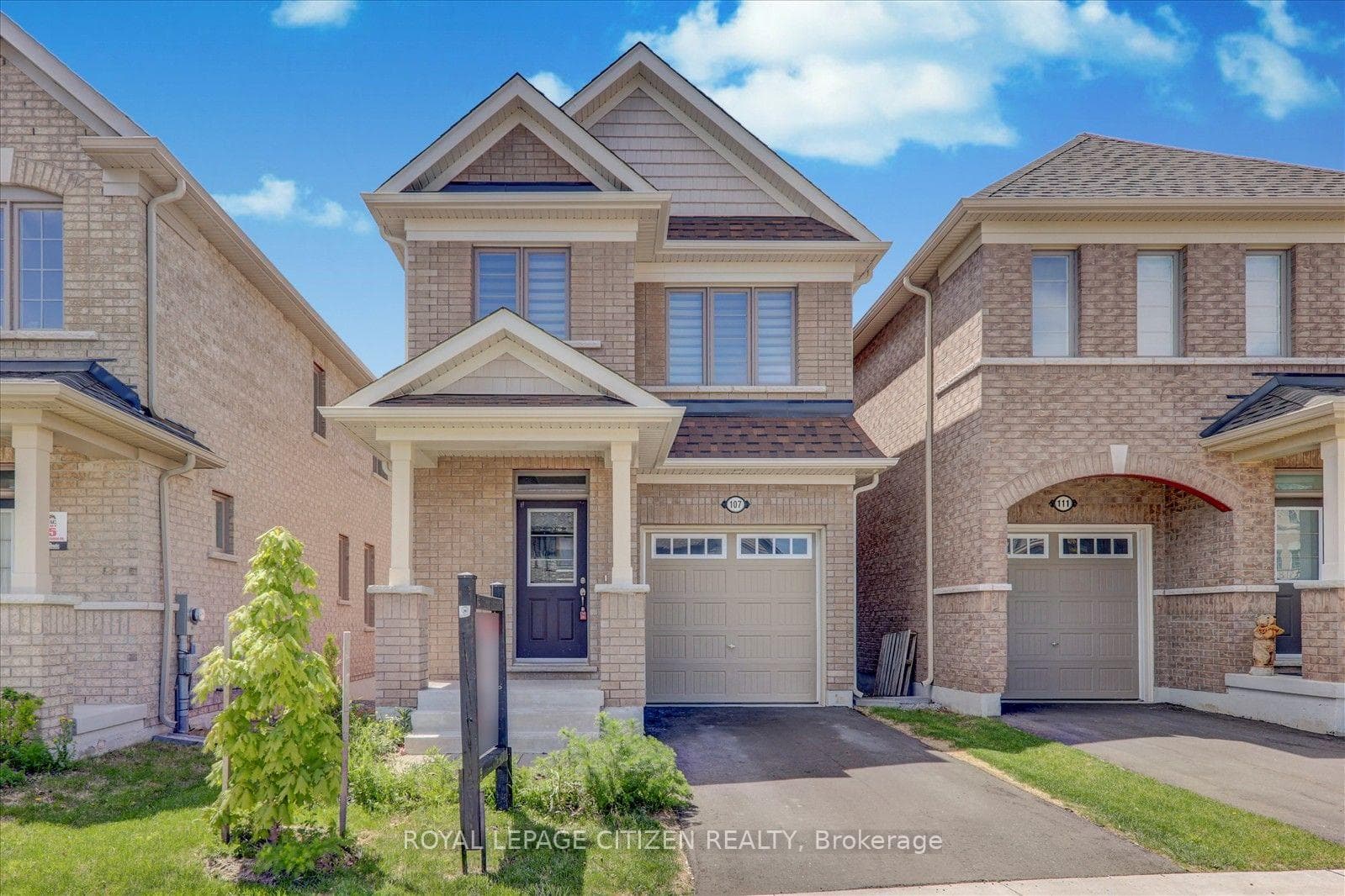 107 Bayardo Drive, Oshawa, ON L1H 7K4
