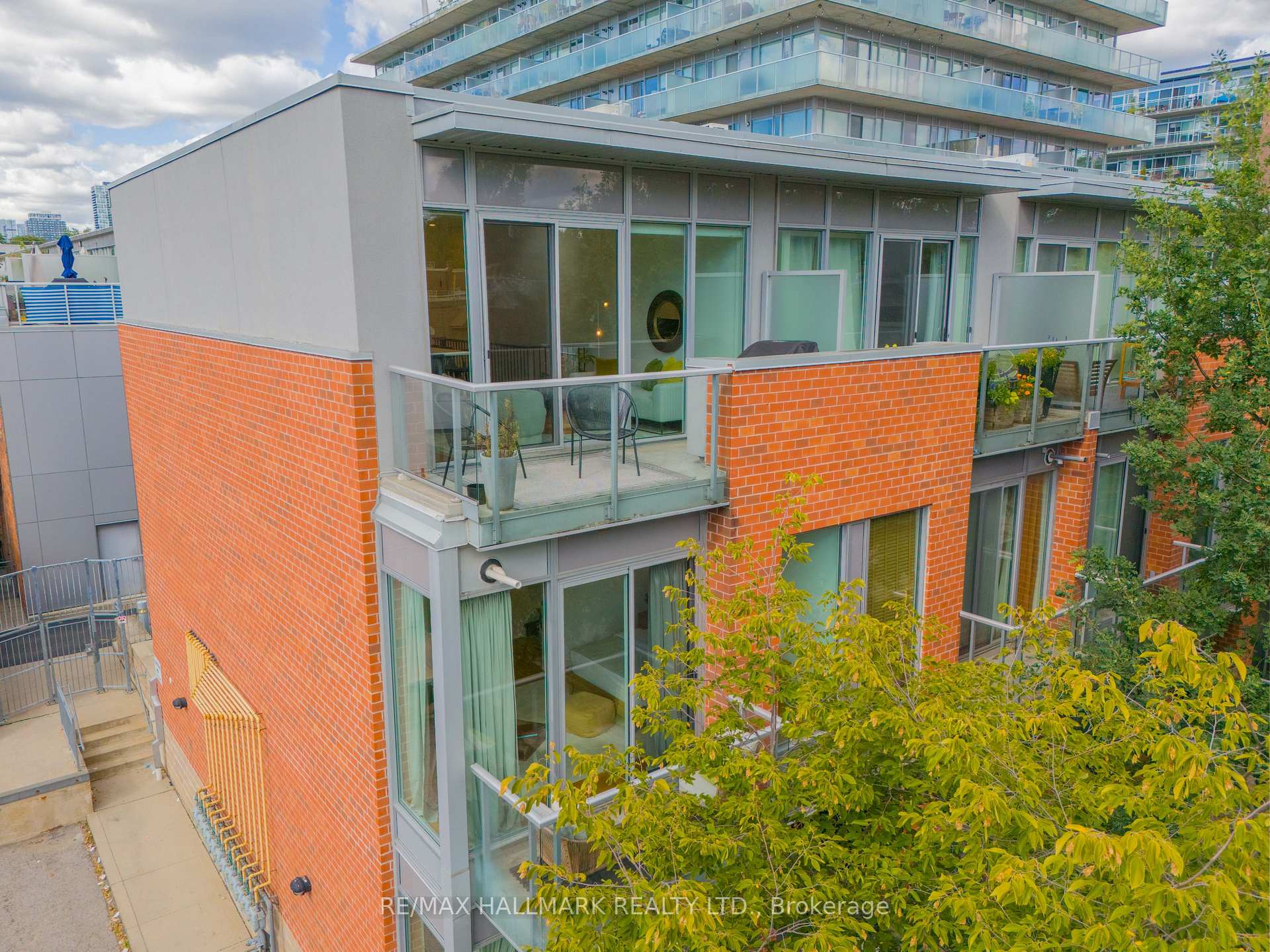 34 Boston Avenue 3, Toronto, ON M4M 2T9