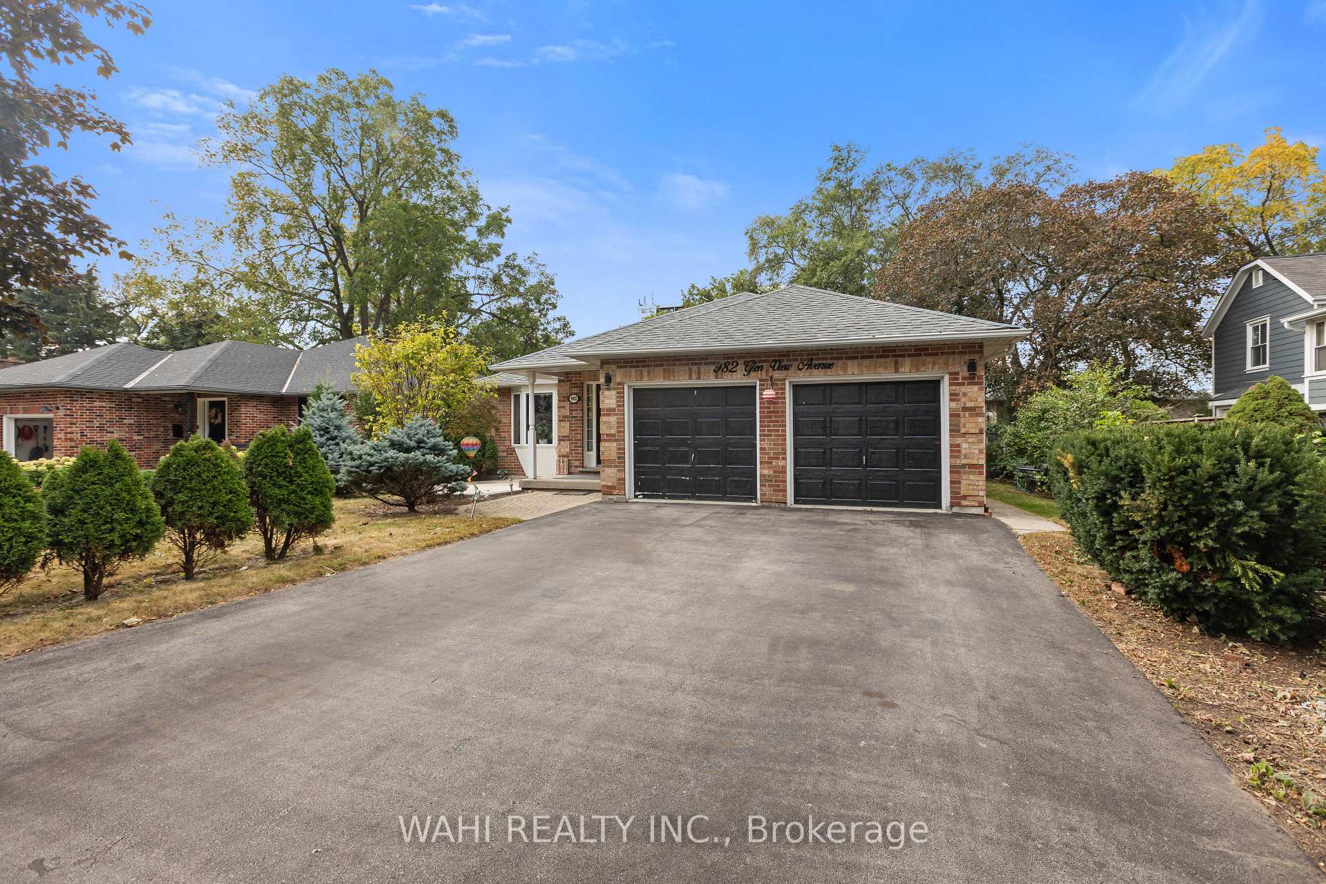 982 Glen View Avenue, Burlington, ON L7T 3Y6