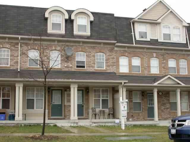 23 Ecopark Gate, Toronto, ON M1B 6G8