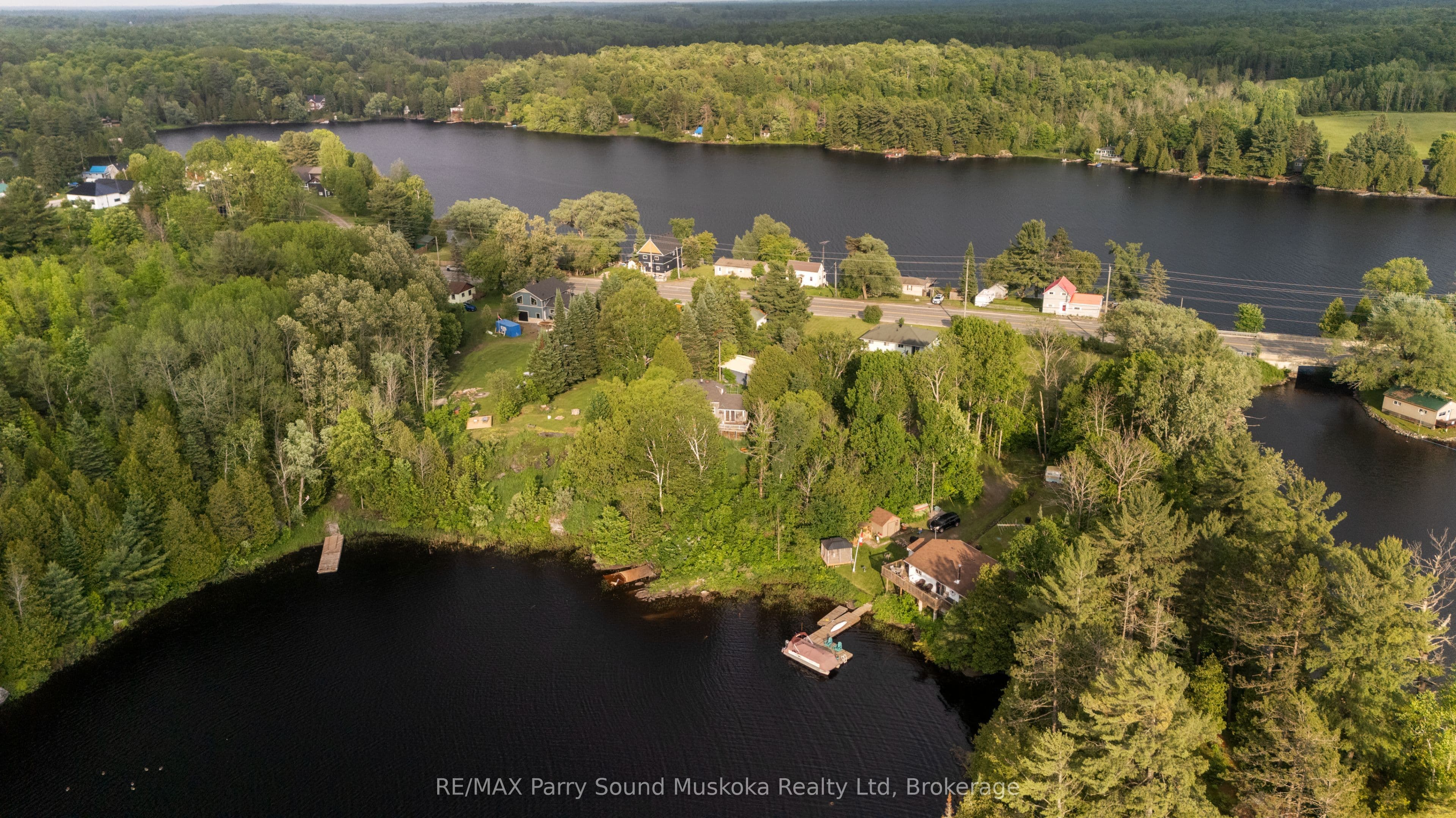 5 Bellview Crescent, Whitestone - Detached