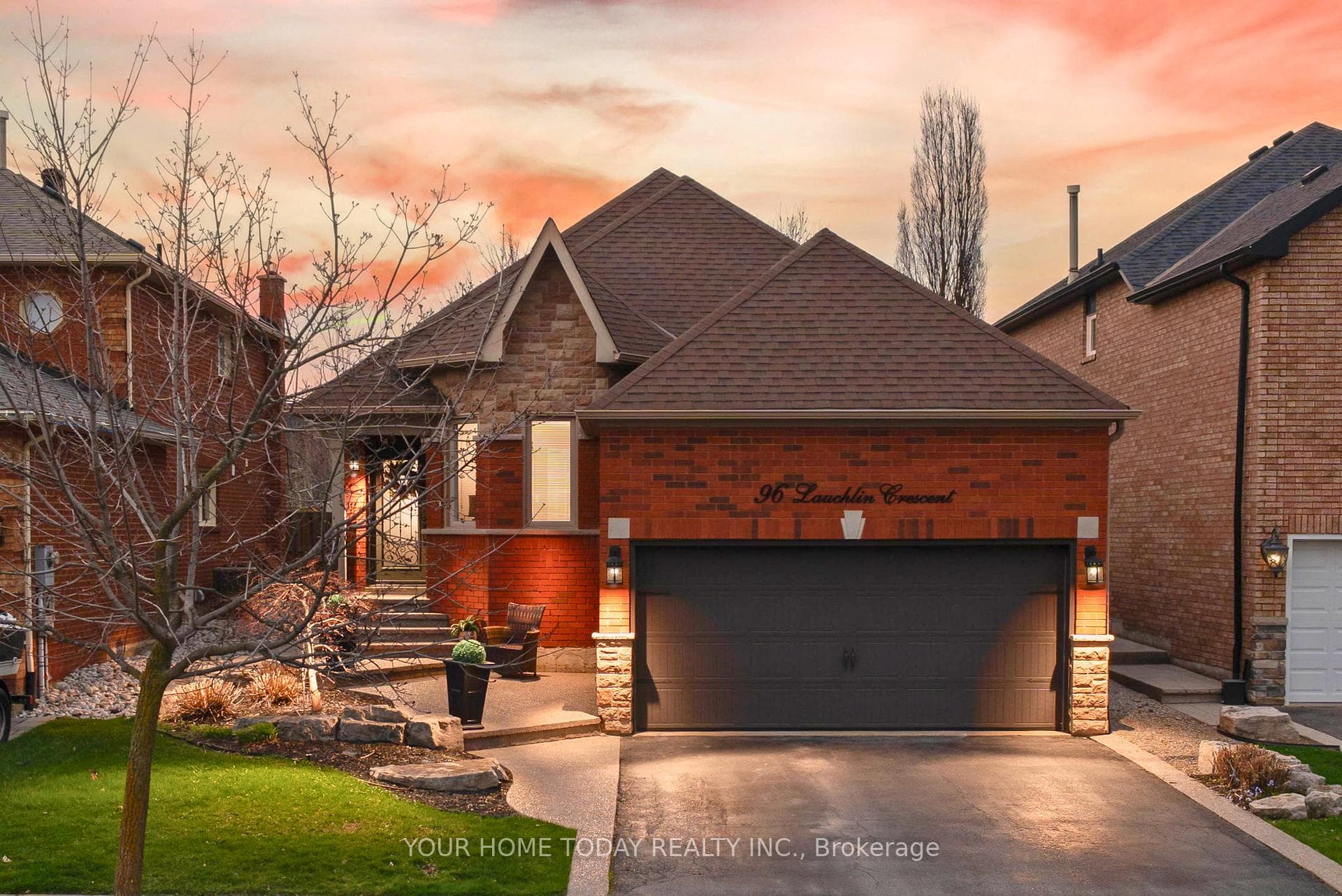 96 Lauchlin Crescent, Halton Hills, ON L7G 5R5