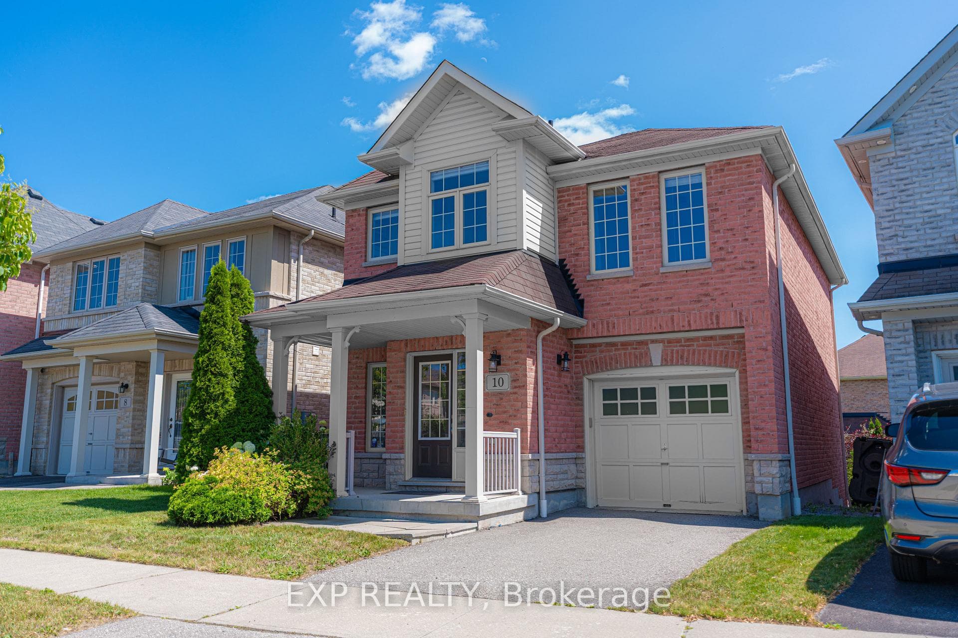 10 Kinrade Crescent, Ajax, ON L1Z 0M6