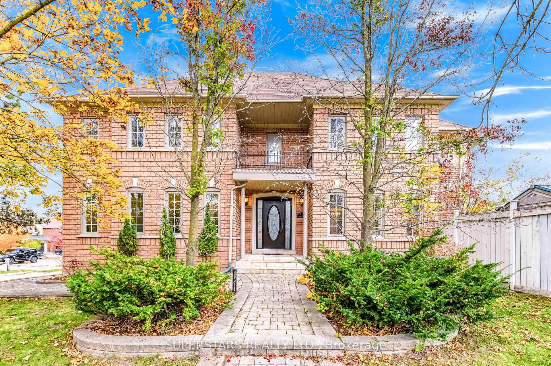 63 Deerglen Terrace, Aurora, ON L4G 6Y2