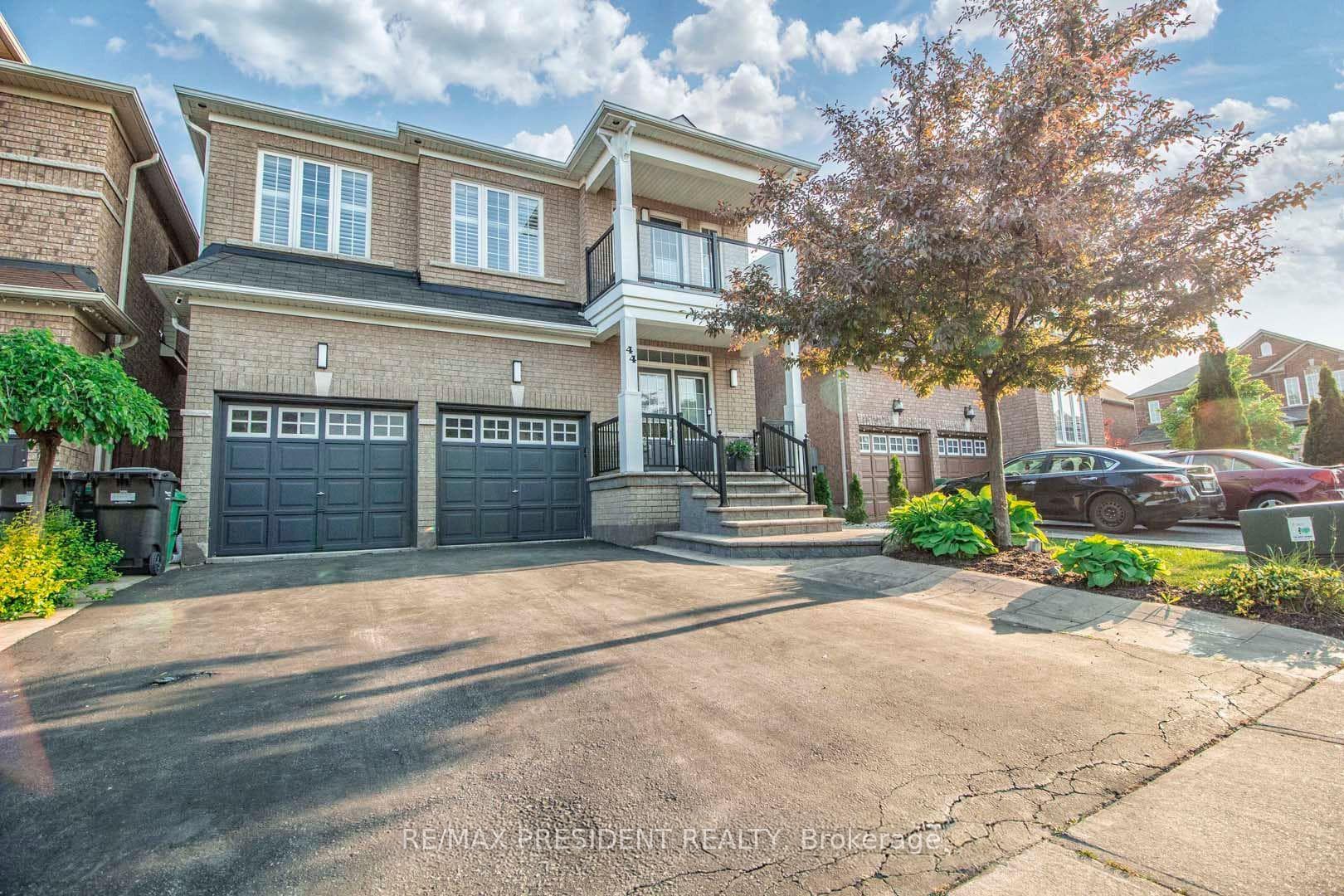 44 Robitaille Drive, Brampton, ON L6R 0H6