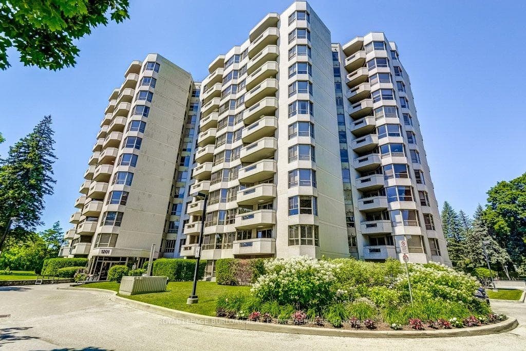 1201 North Shore Boulevard E 706, Burlington, ON L7S 1Z5