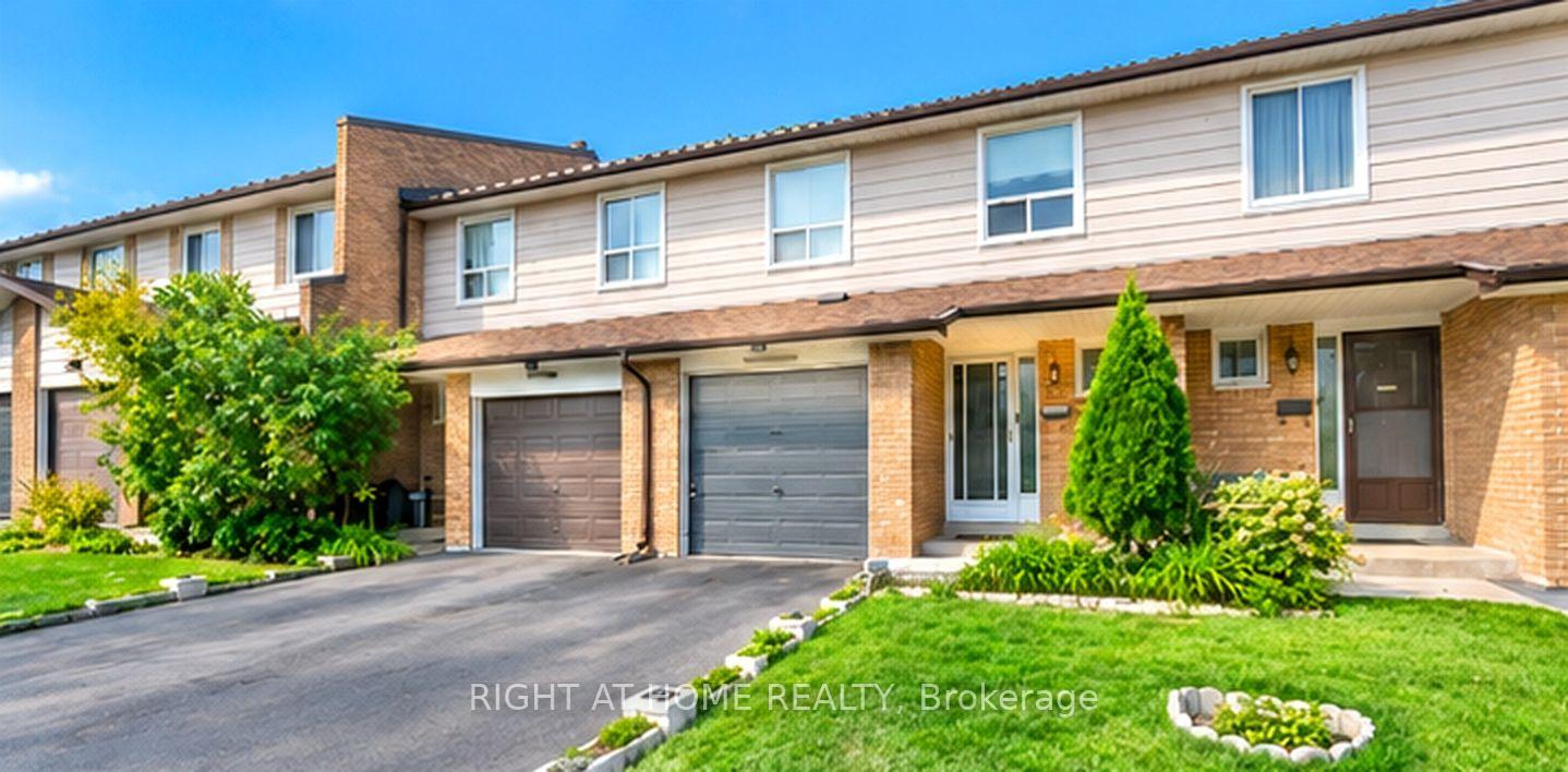 7475 Goreway Drive 17, Mississauga, ON L4T 3T3