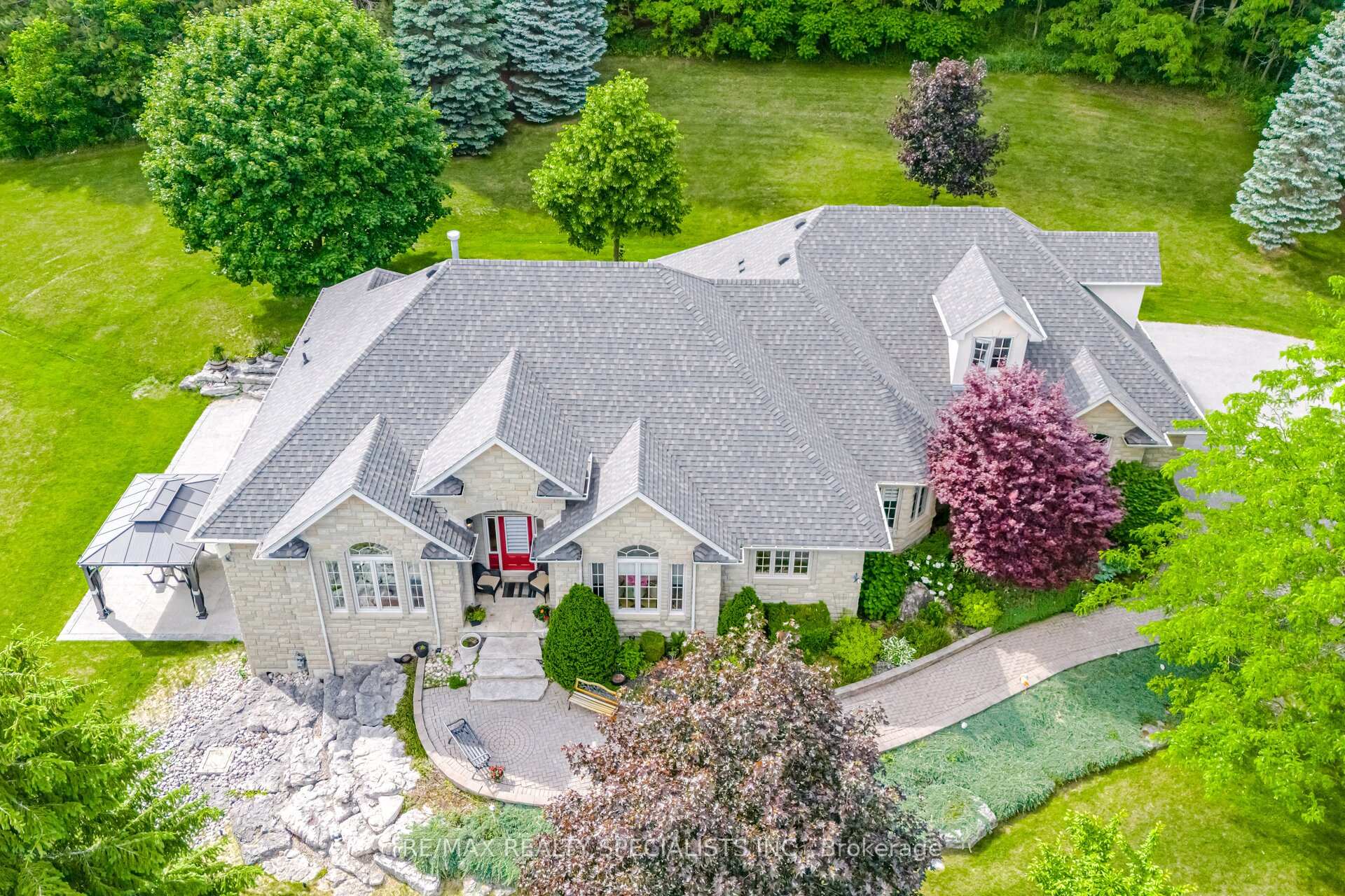 10 Valley Hill Drive, Caledon, ON L7E 0B8