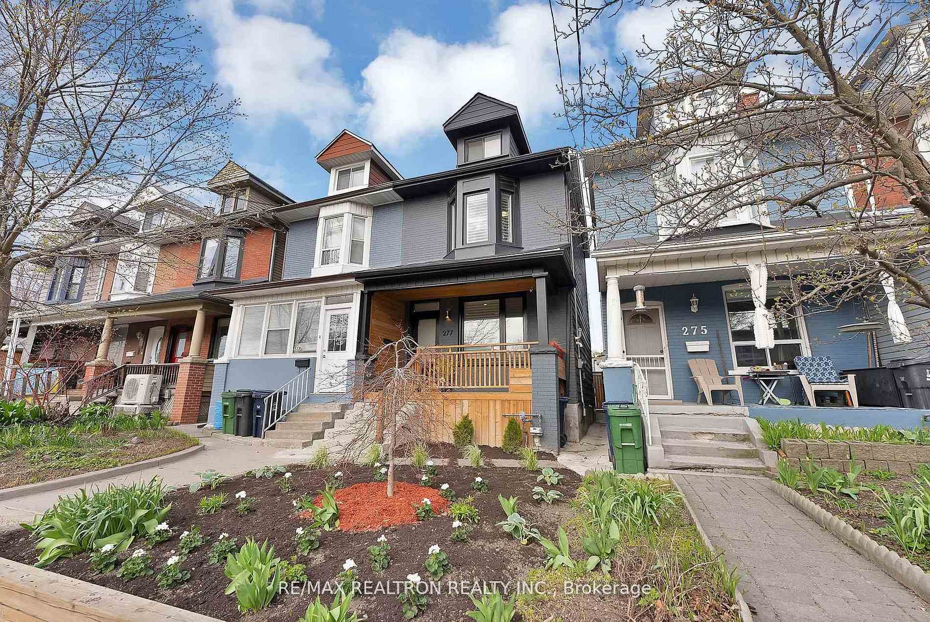 277 Boston Avenue, Toronto E01, ON M4M 2V4