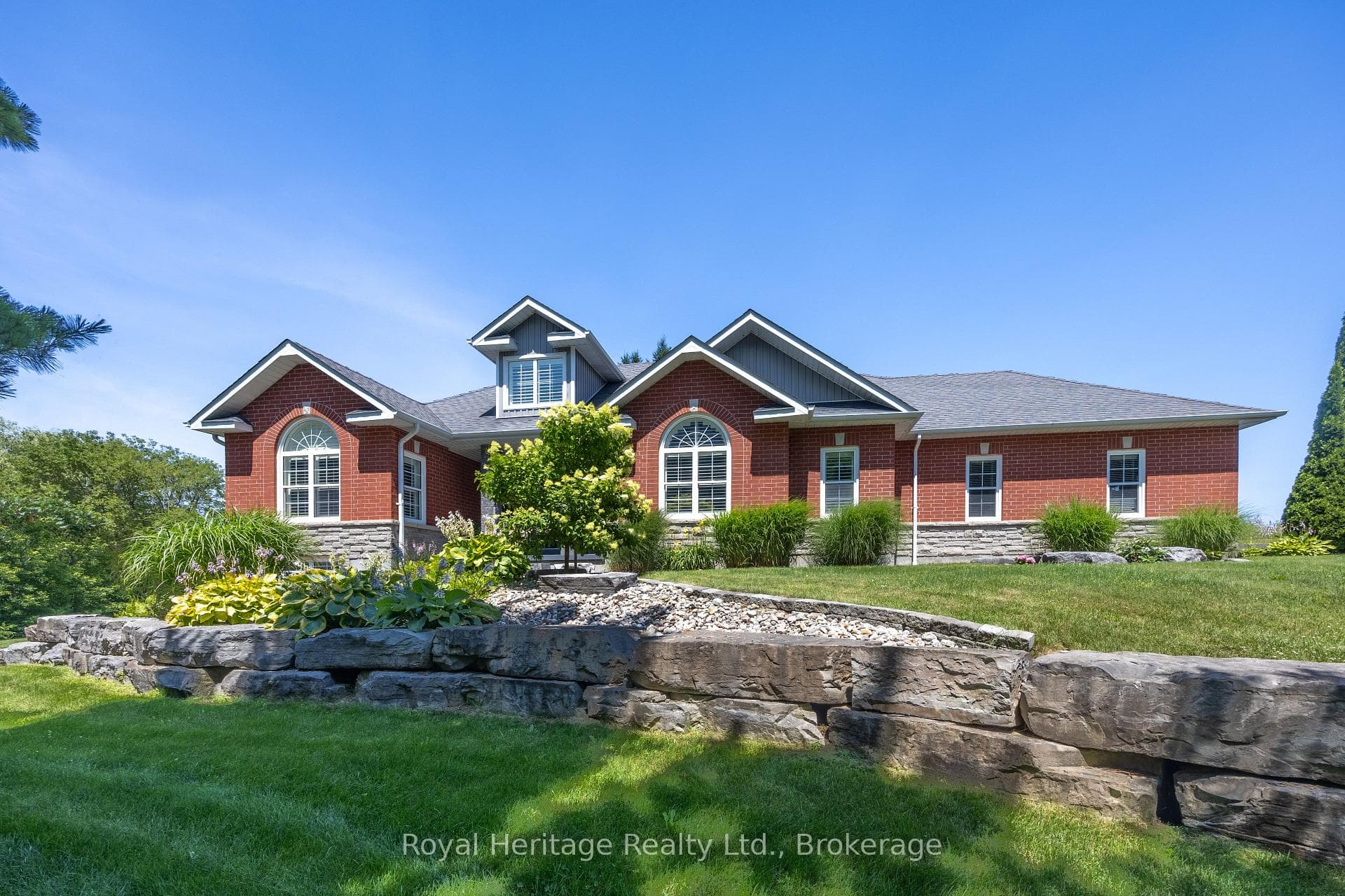 465 Chalk Lake Road, Scugog, ON L9L 2C1