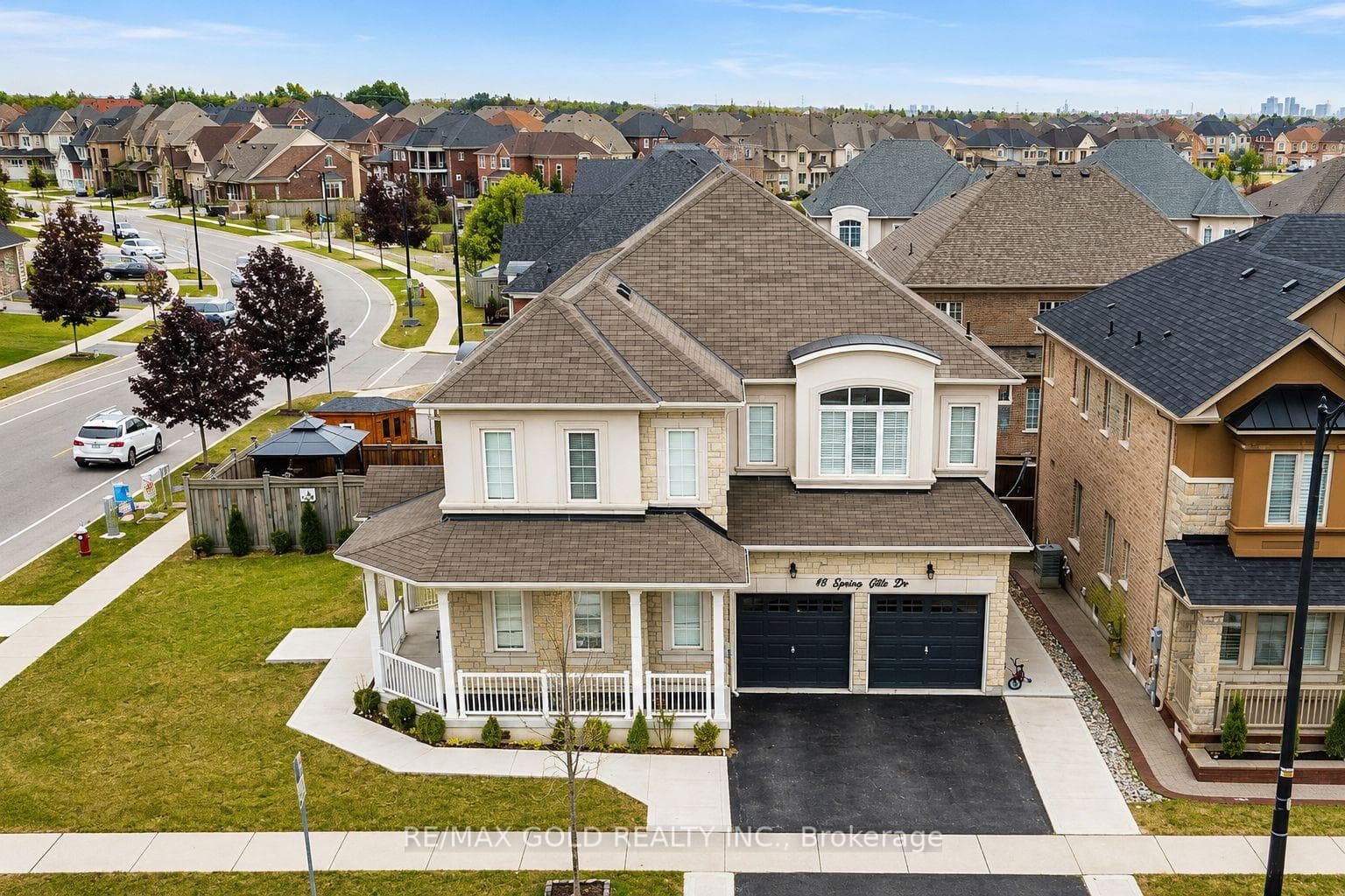 49 Squire Ellis Drive, Brampton, ON L6P 4C2