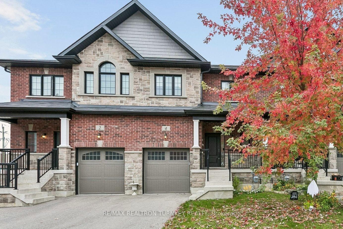 4 Gord Matthews Way, Uxbridge, ON L9P 0E9