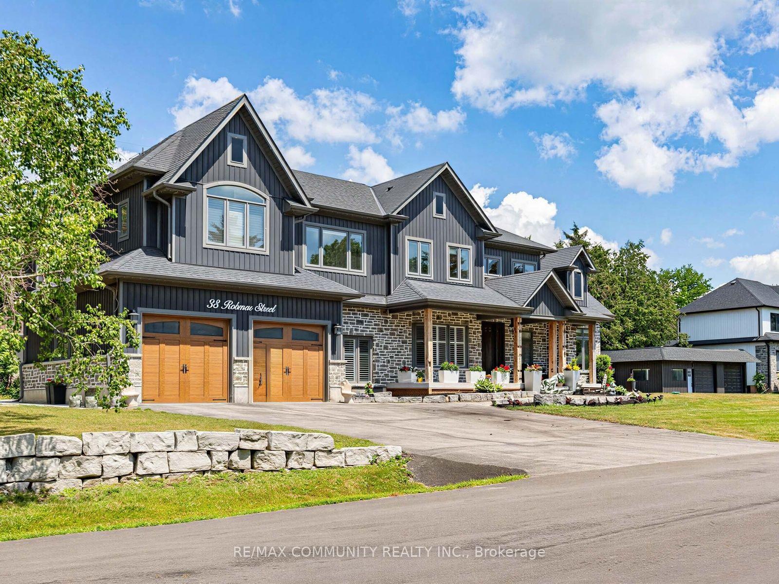 38 Robmar Street, Whitby, ON L1M 1T7