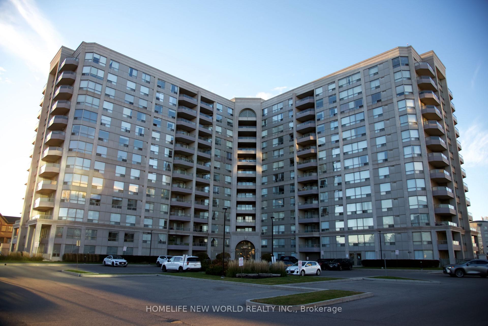 9015 Leslie Street 507, Richmond Hill, ON L4B 4J8