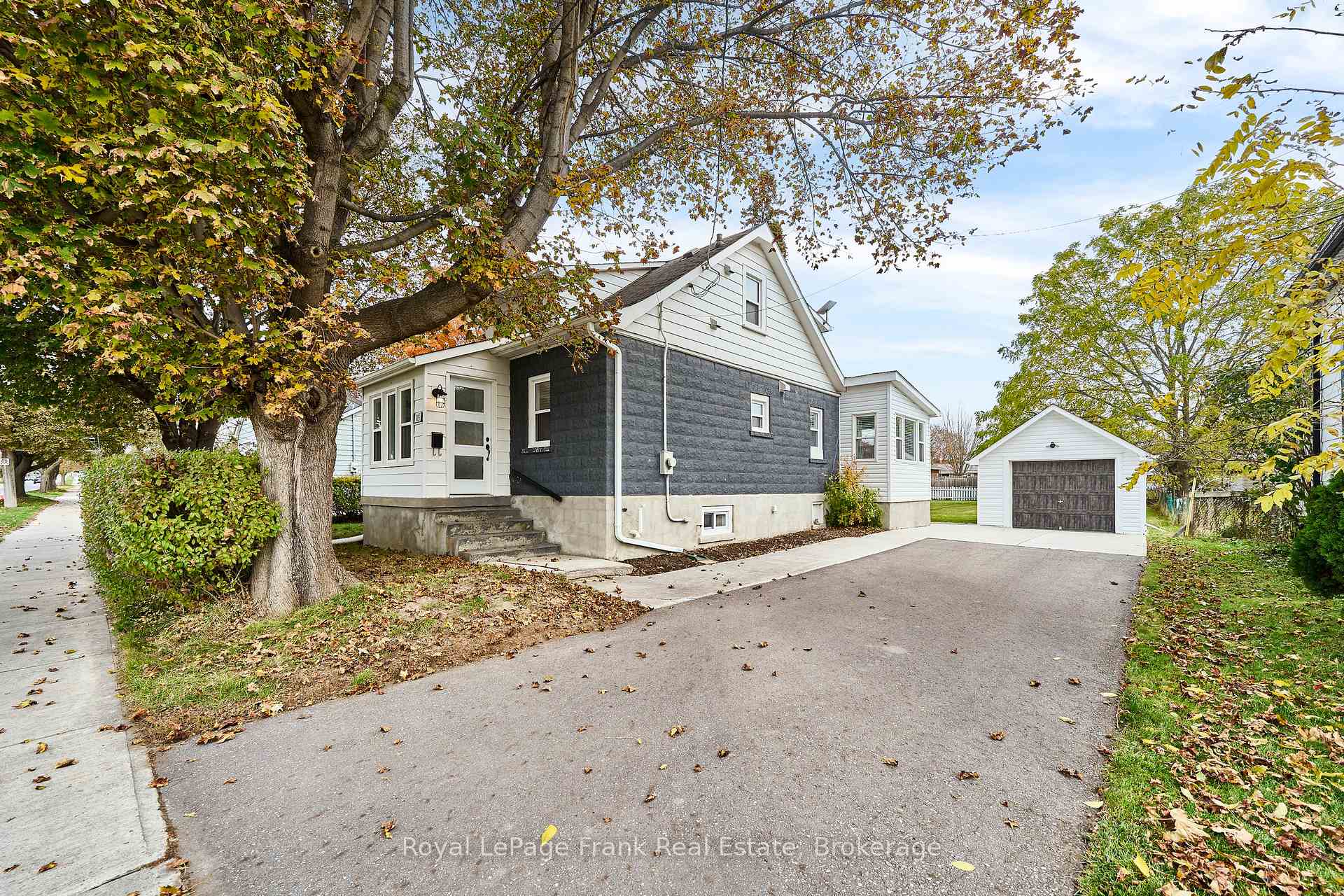115 Liberty Street S, Clarington, ON L1C 2P2