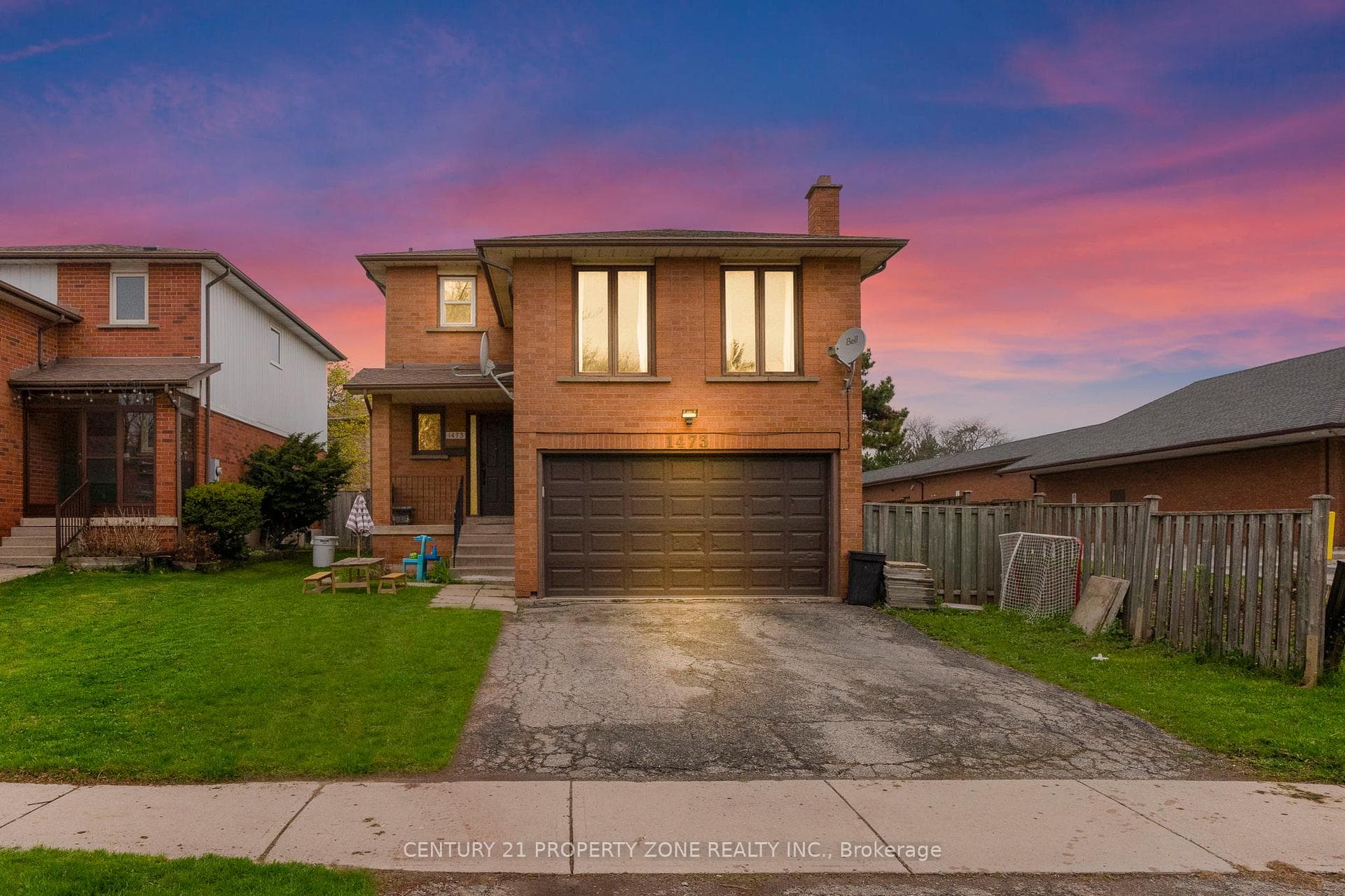 1473 Elm Road, Oakville, ON L6H 1W3