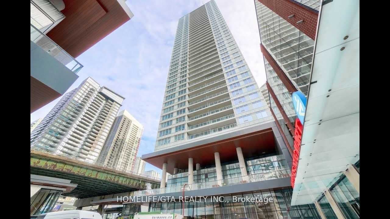 Waterfront Communities C1 in Toronto - Real Estate | Savie Wander
