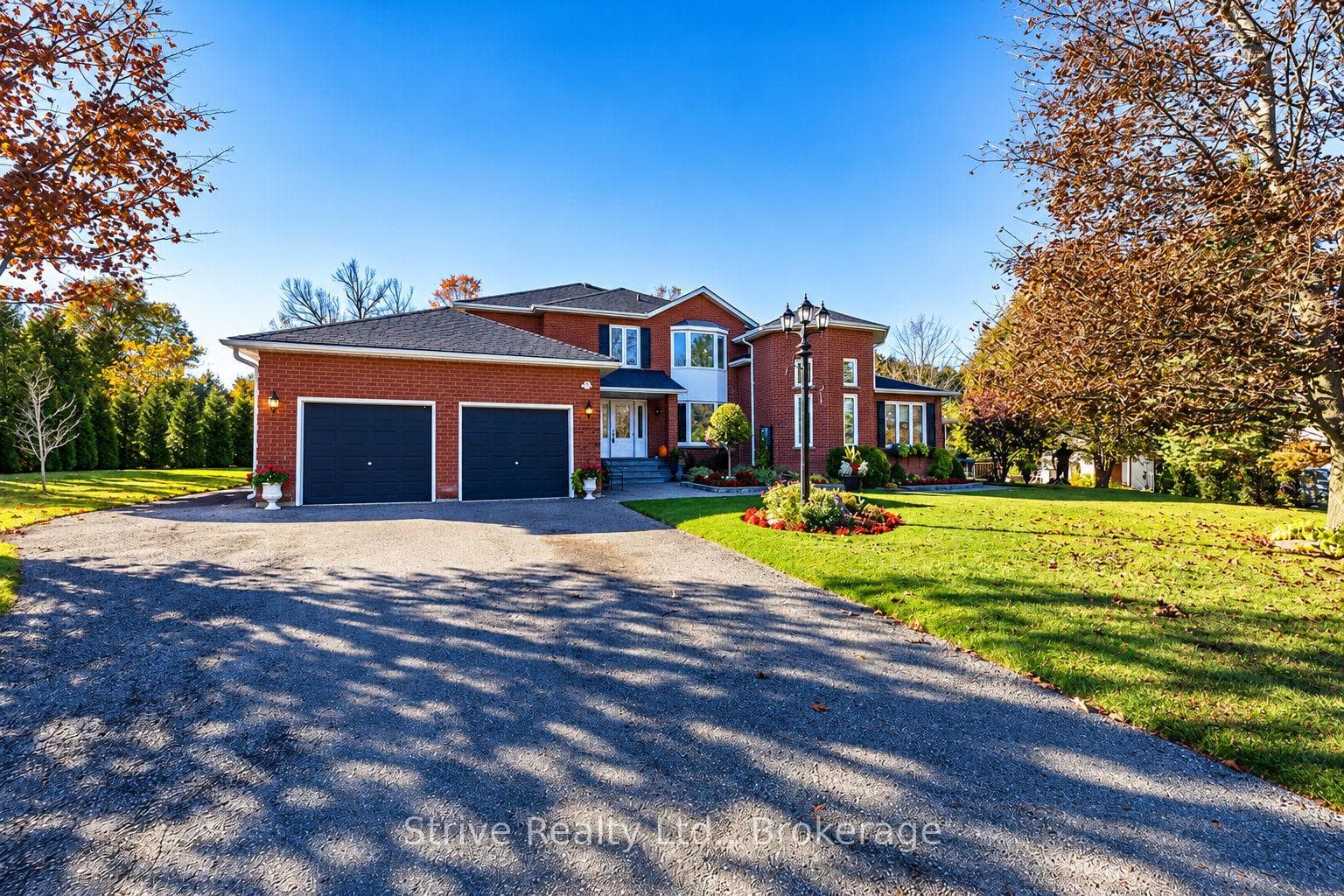 14 Christie Crescent, Scugog, ON L9L 1B5