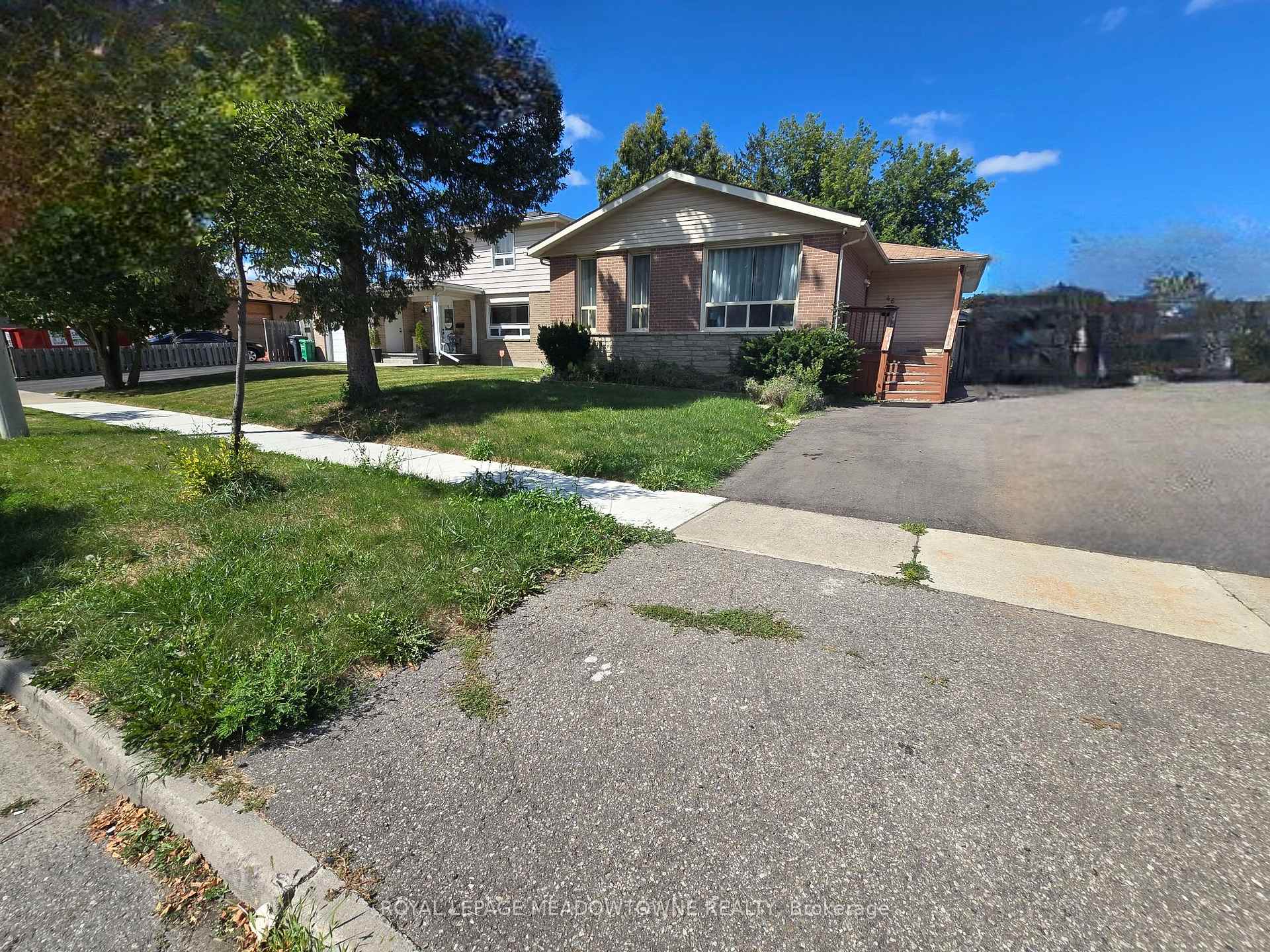 46 Reigate Avenue, Brampton, ON L6V 2E3