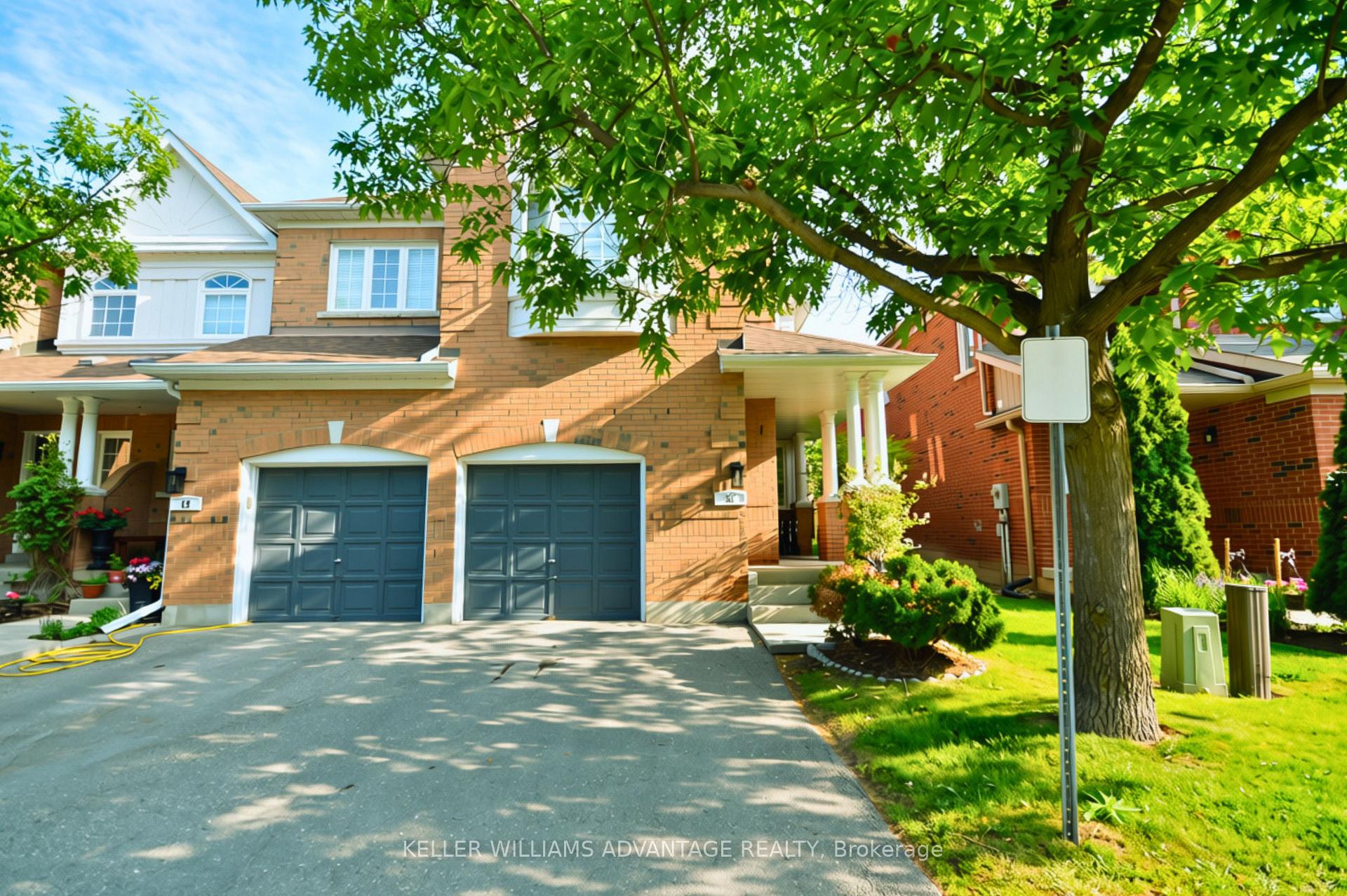 190 Harding Boulevard W 11, Richmond Hill, ON L4C 0J9