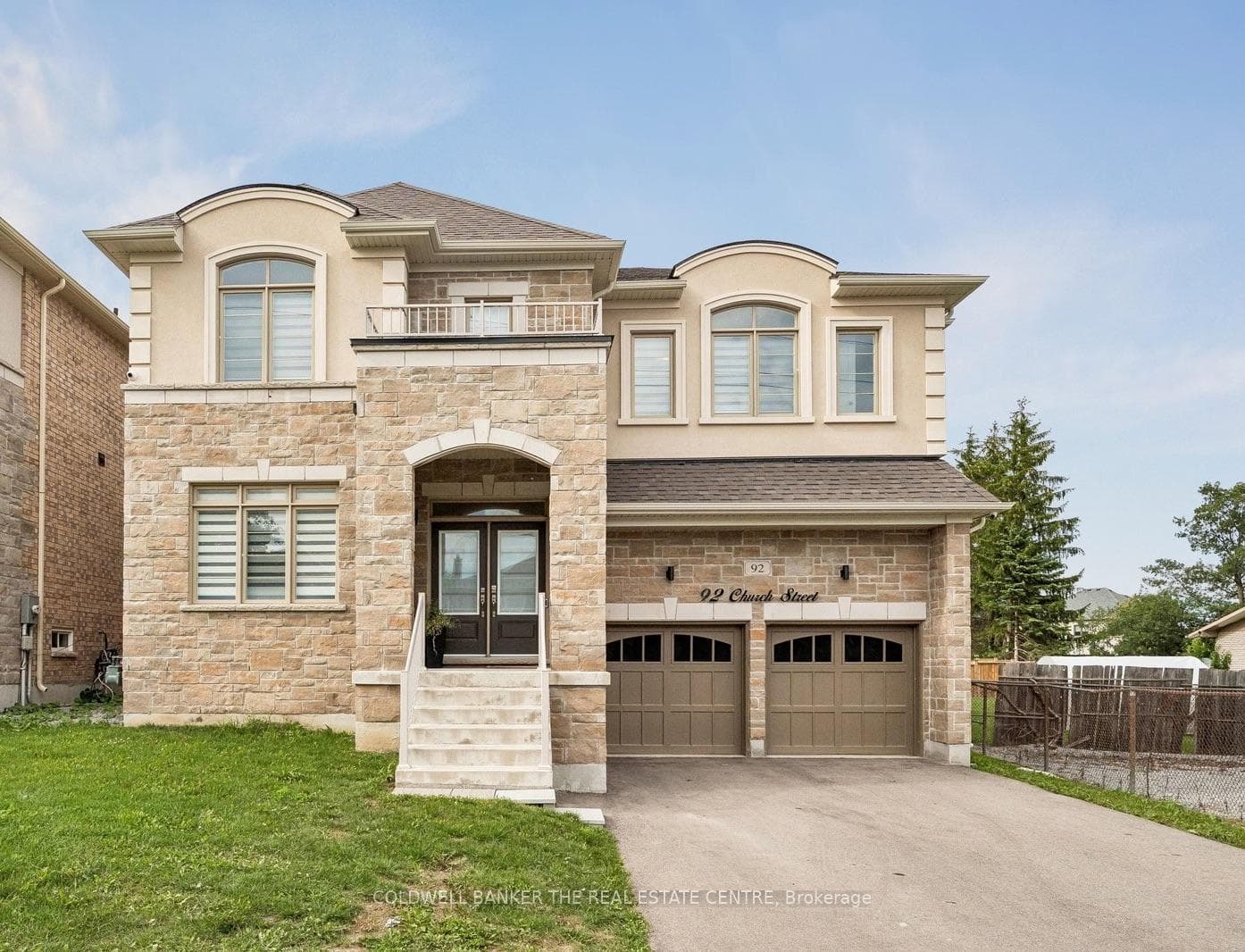 92 Church Street, Georgina, ON L4P 0J4