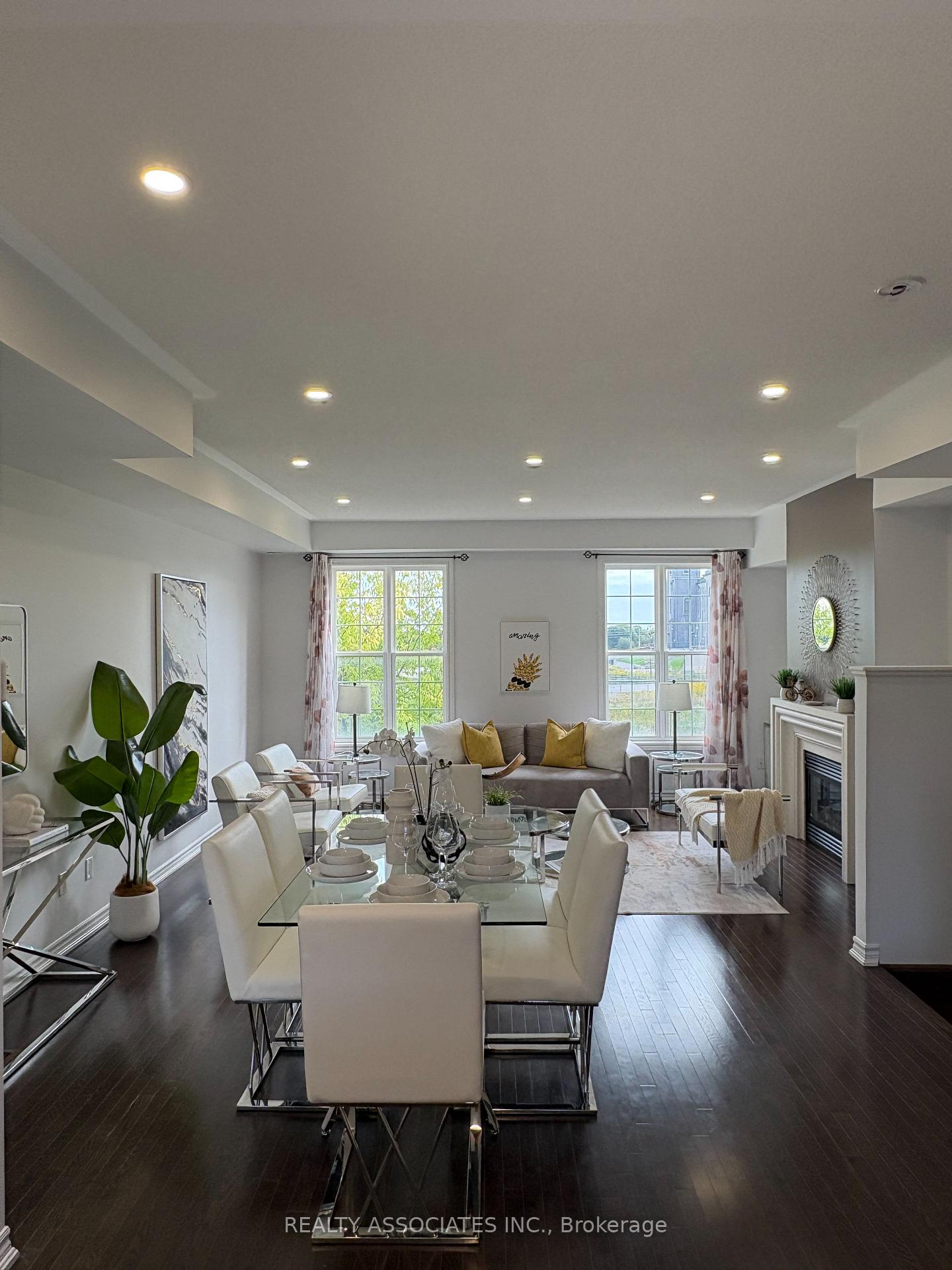 11 Tatra Lane, Markham, ON L6C 0P3