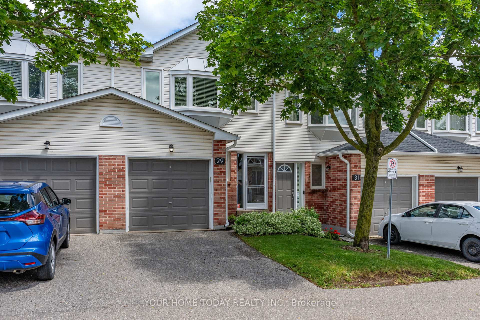 29 Corey Circle, Halton Hills, ON L7G 5L7