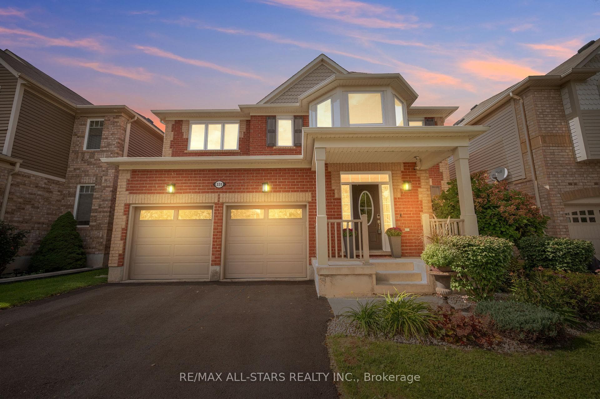 331 Inman Heights, Milton, ON L9T 7M8