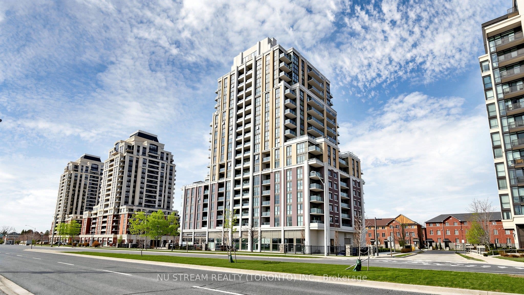 9560 Markham Road, Markham - Condo Apartment