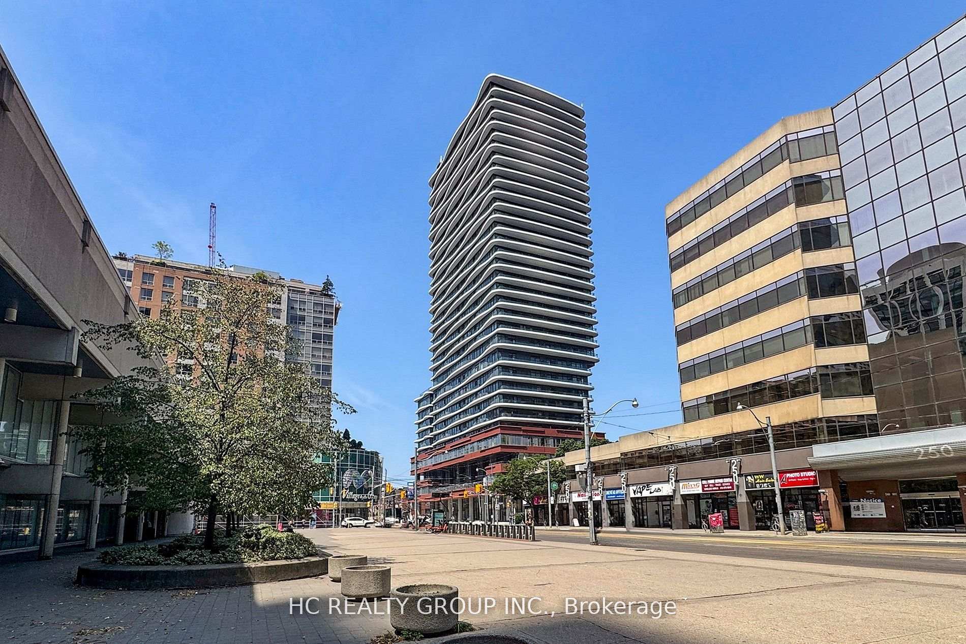280 Dundas Street W PH07, Toronto, ON M5T 0E3