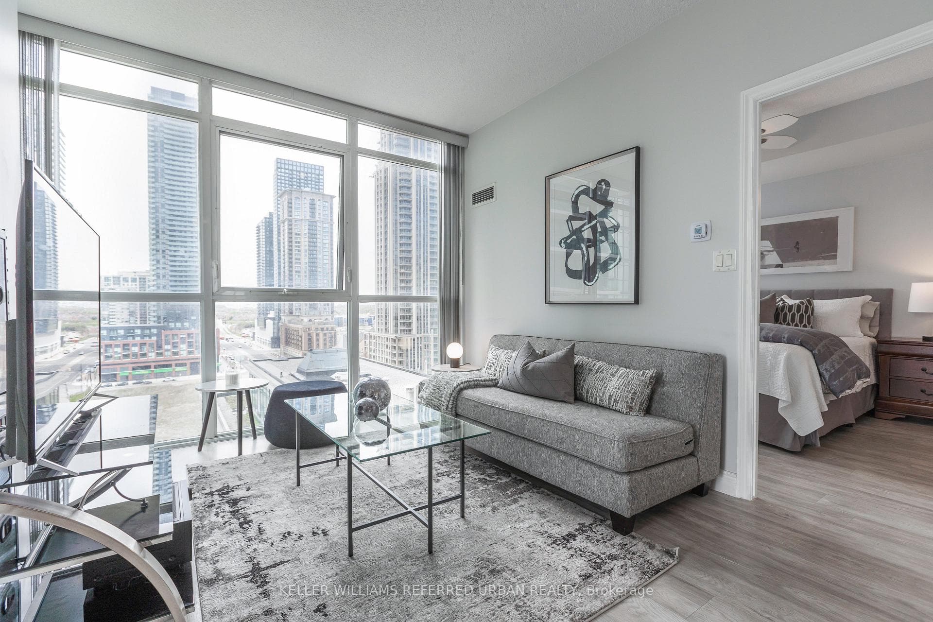 4070 Confederation Parkway 1107, Mississauga, ON L5B 0E9