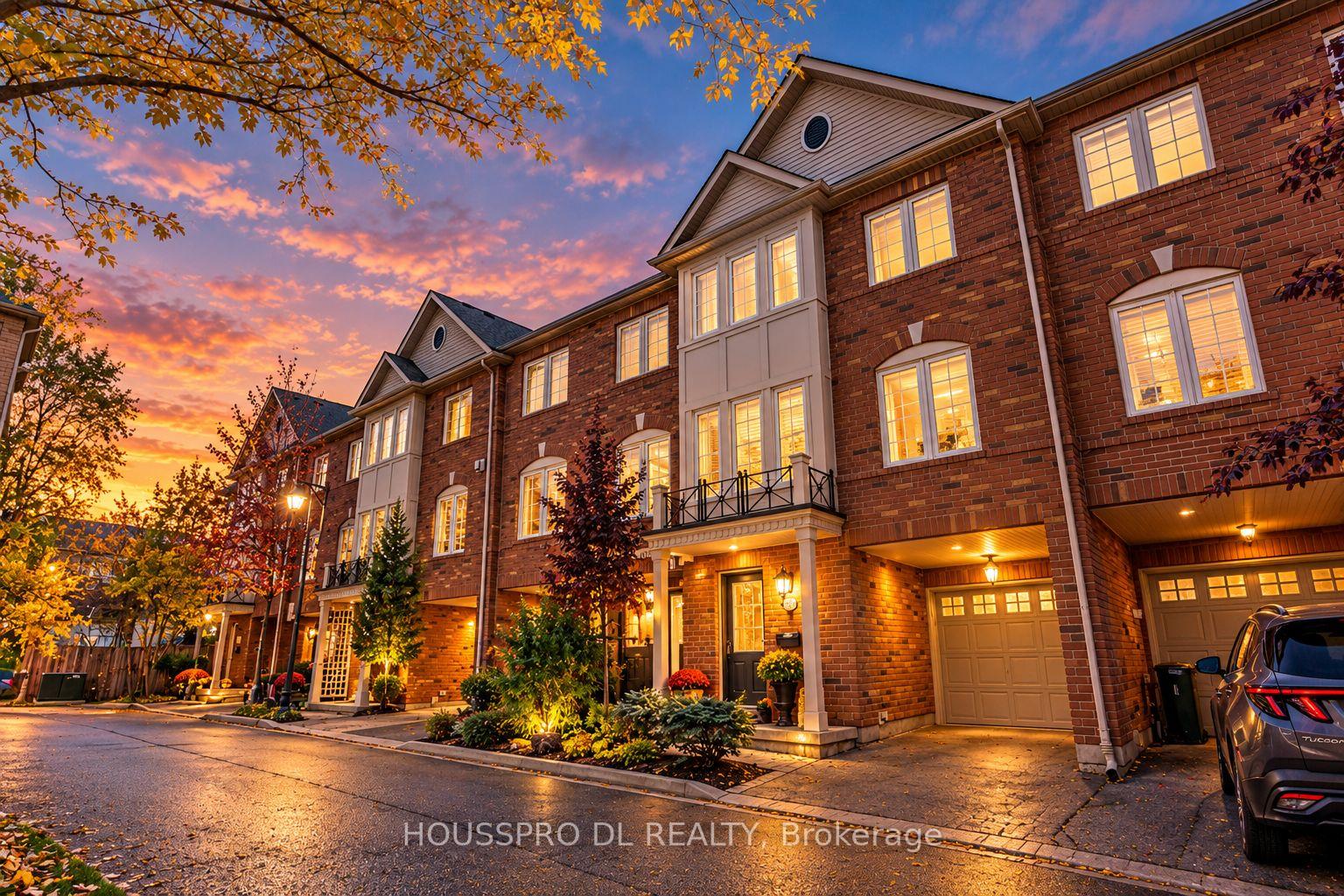 619 Evans Avenue 12, Toronto, ON M8W 2W4